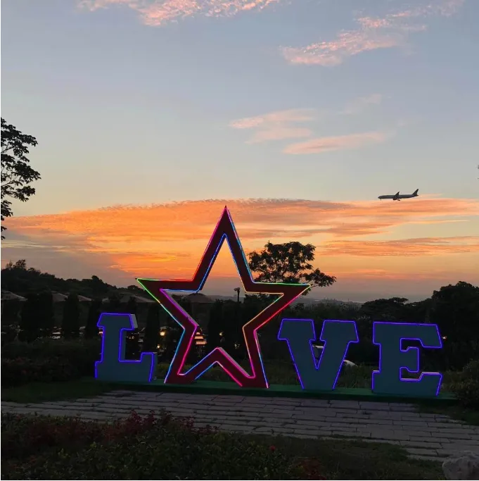 桃園蘆竹夜景推薦：古山星辰親子咖啡廳（圖／取自古山星辰親子咖啡廳臉書粉專）