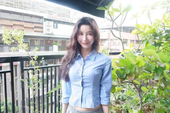 20250702-以女演員與模特兒等多重身份活躍的小倉優香（小倉ゆうか）在IG有超過50萬的追蹤。（小倉優香提供）