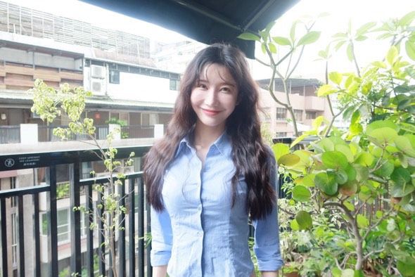 20250702-以女演員與模特兒等多重身份活躍的小倉優香（小倉ゆうか）在IG有超過50萬的追蹤。（小倉優香提供）