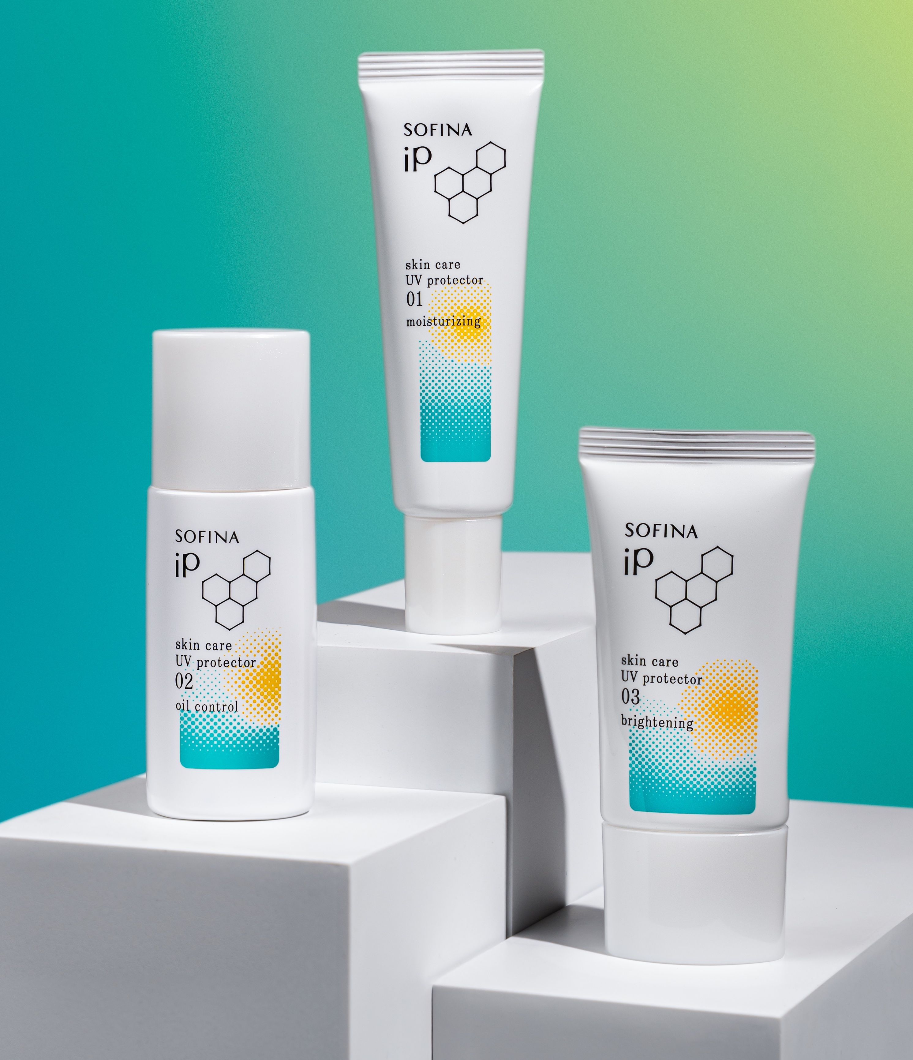 全新「量肌打造X植萃養膚型UV」，專為各種肌質設計，從根本守護每一寸肌膚。(圖_SOFINA提供)