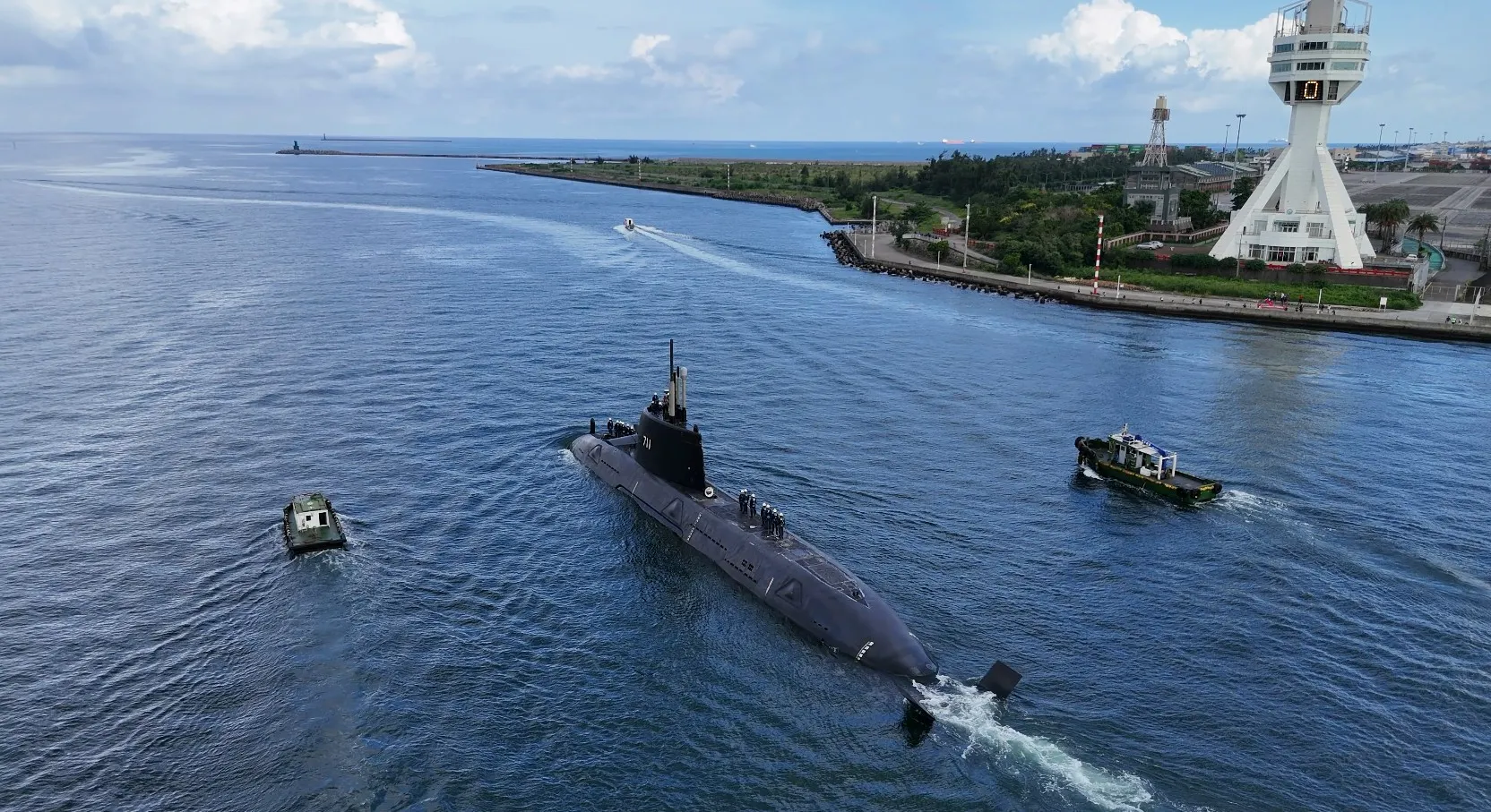 20250703-國造潛艦「海鯤號」 今（3）日實施第3次海上測試。（台船提供）