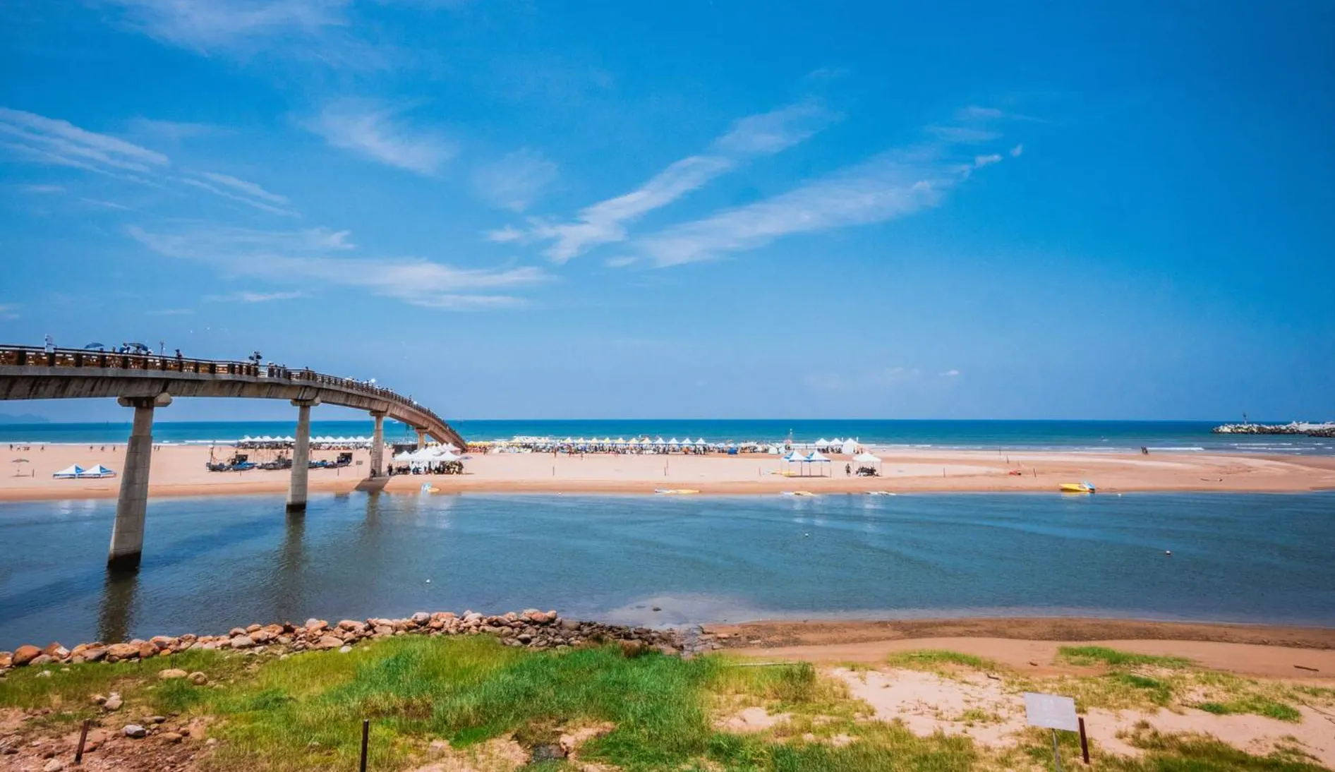 全台最療癒的海：福隆海水浴場（圖／取自新北市旅遊觀光局官網）