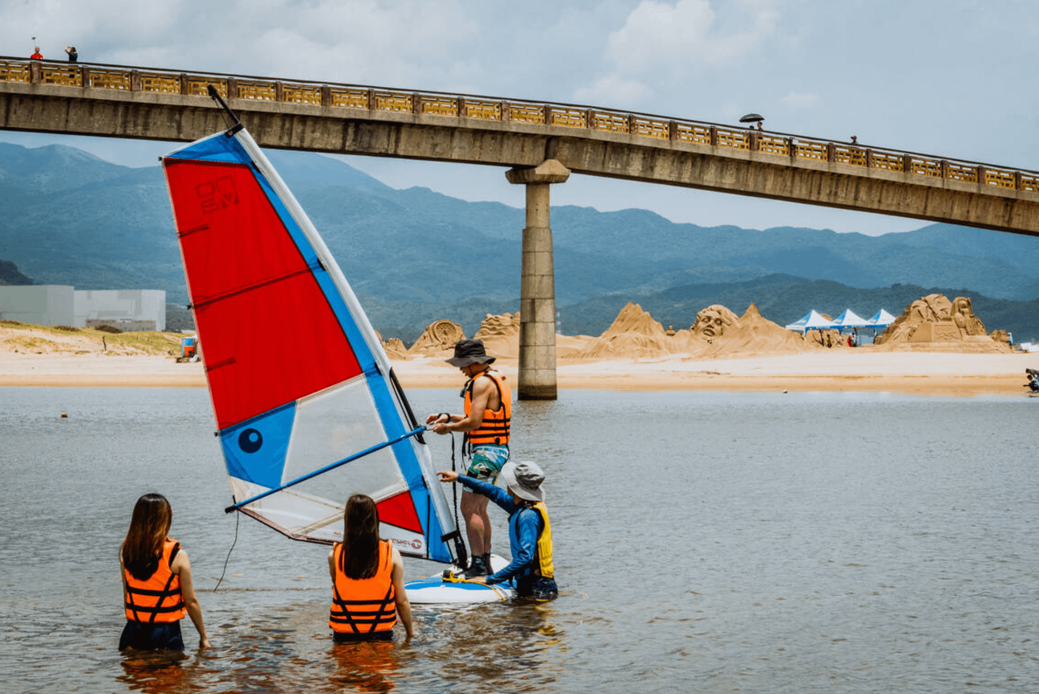 全台最療癒的海：福隆海水浴場（圖／取自新北市旅遊觀光局官網）