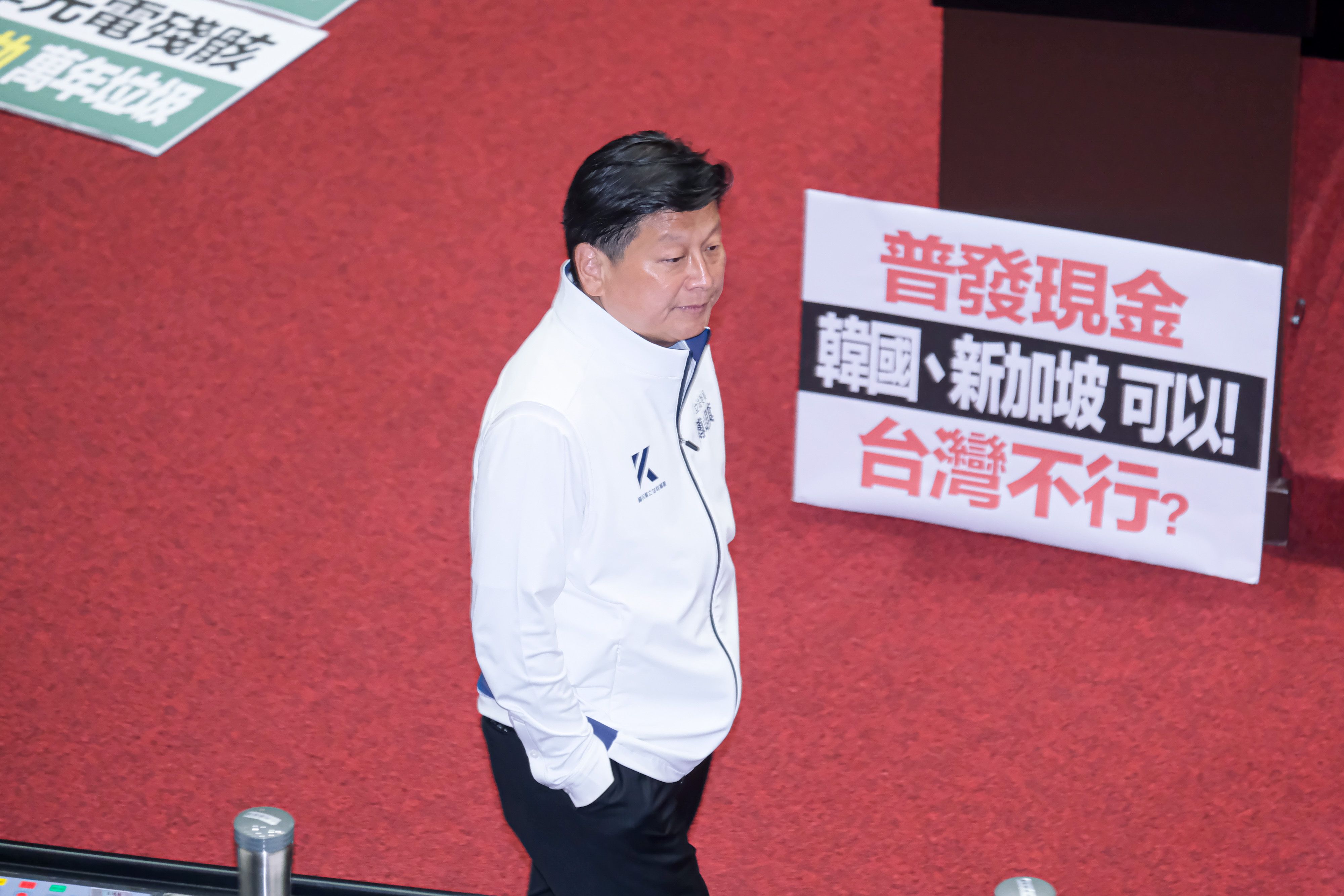20250711-各黨團立委11日於立法院議場進行登記發言，圖為國民黨團總召傅崐萁。（劉偉宏攝）