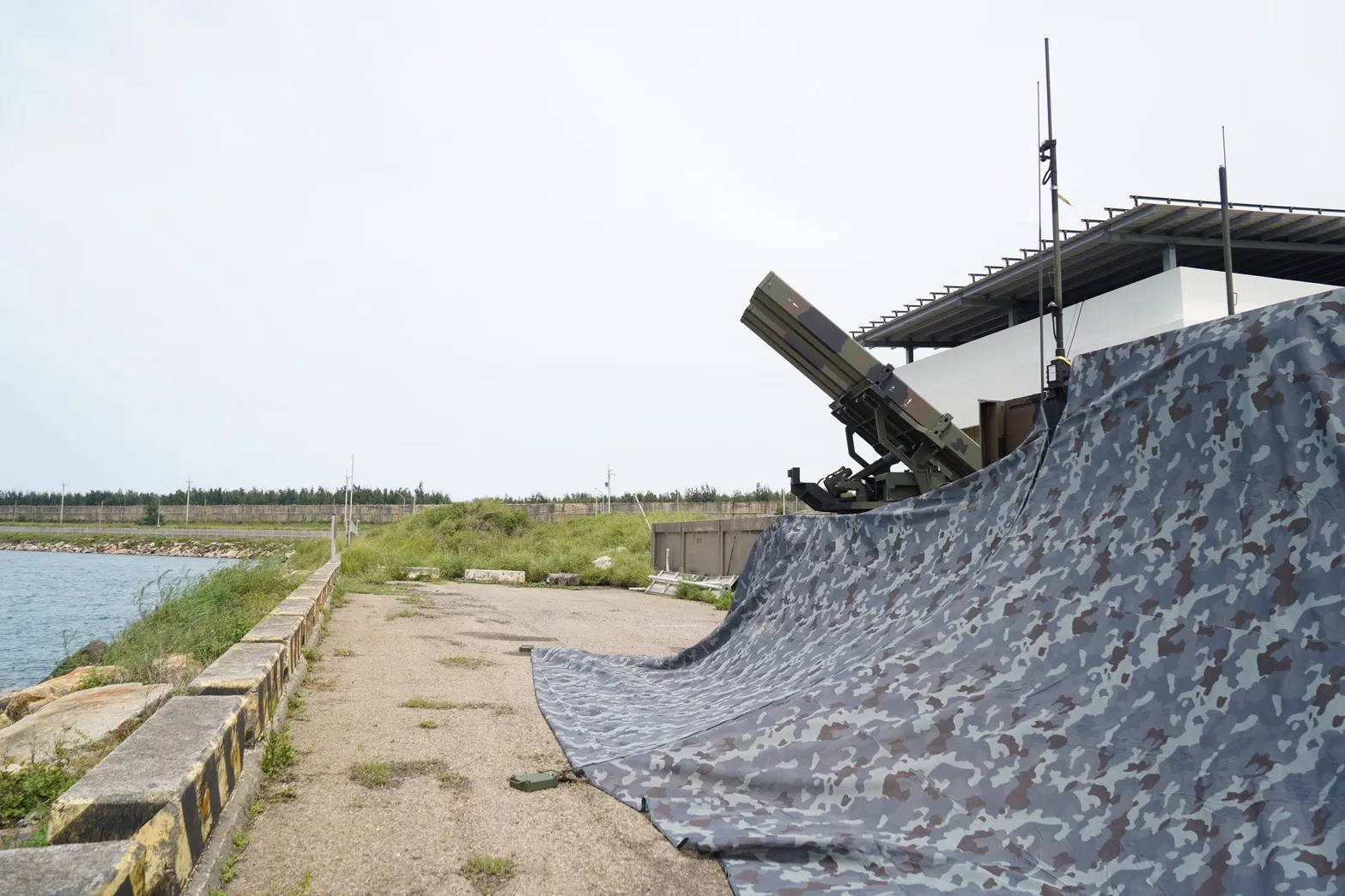 20250712-台中港陸射劍二防空飛彈。（張曜麟攝）