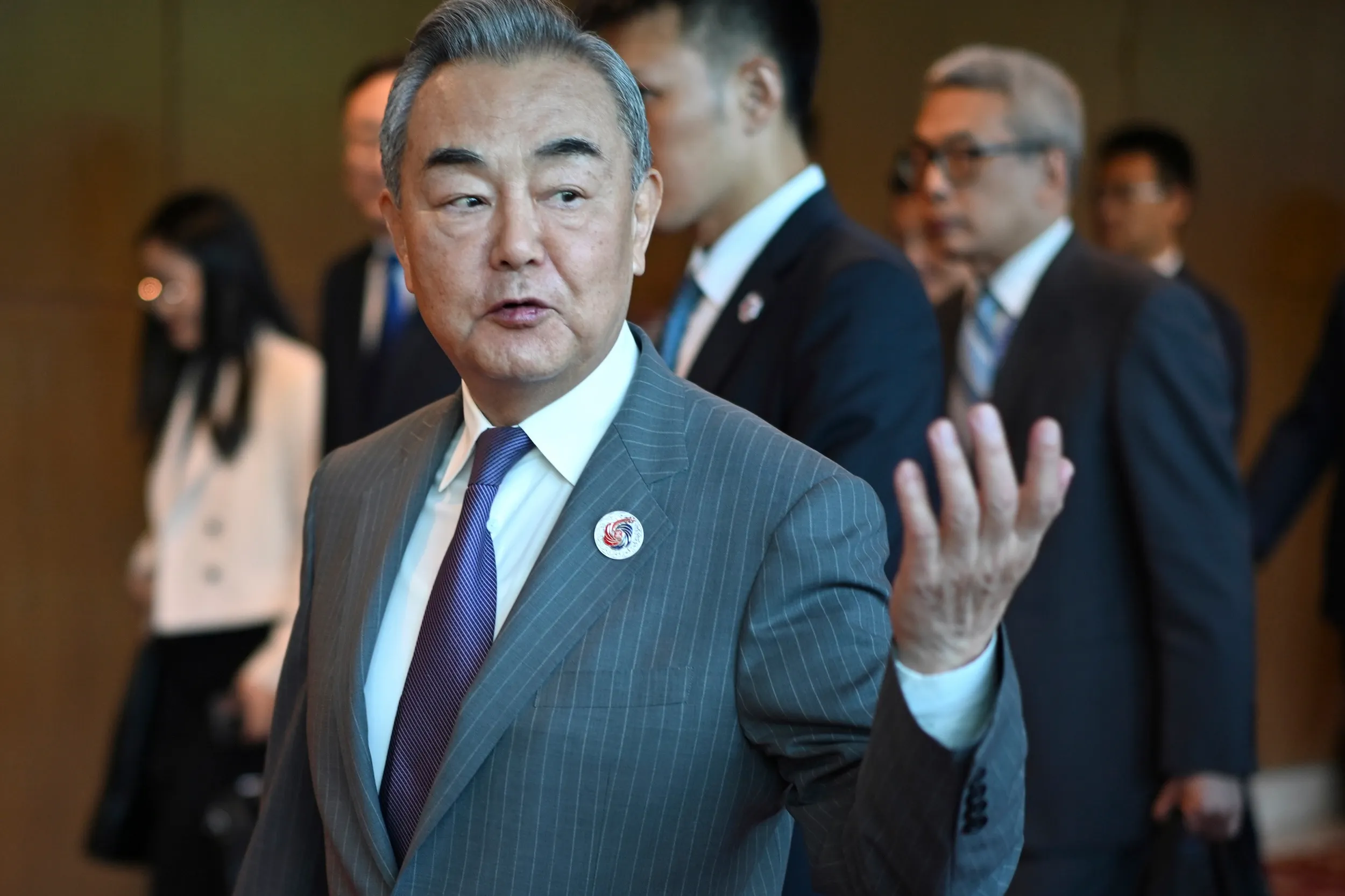 2025年7月11日，中国外交部长王毅在吉隆坡讨论会出席东协外交部长会议。（美联社）