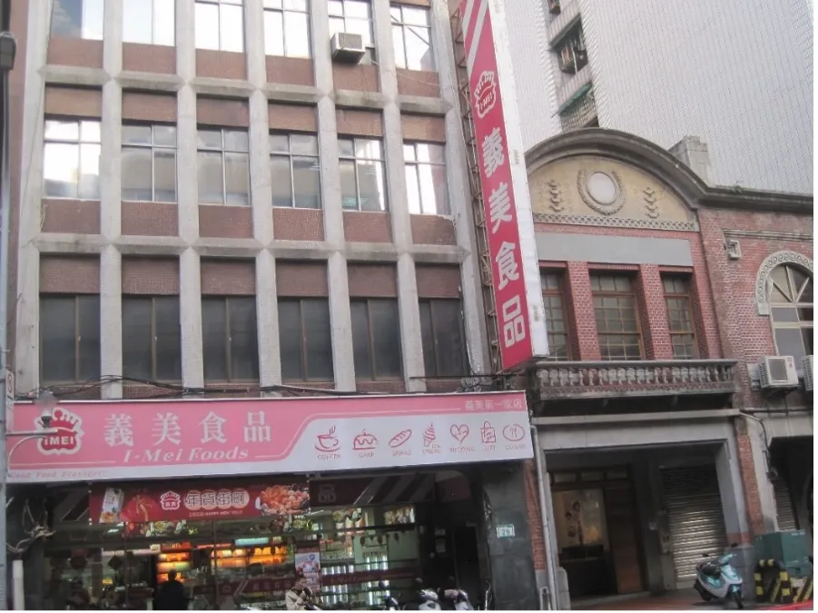 20250717-義美食品股份有限公司是蔣渭水1916年在臺北市大稻埕太平町（今延平北路2段）開設的大安醫院舊址。（王育梅提供）