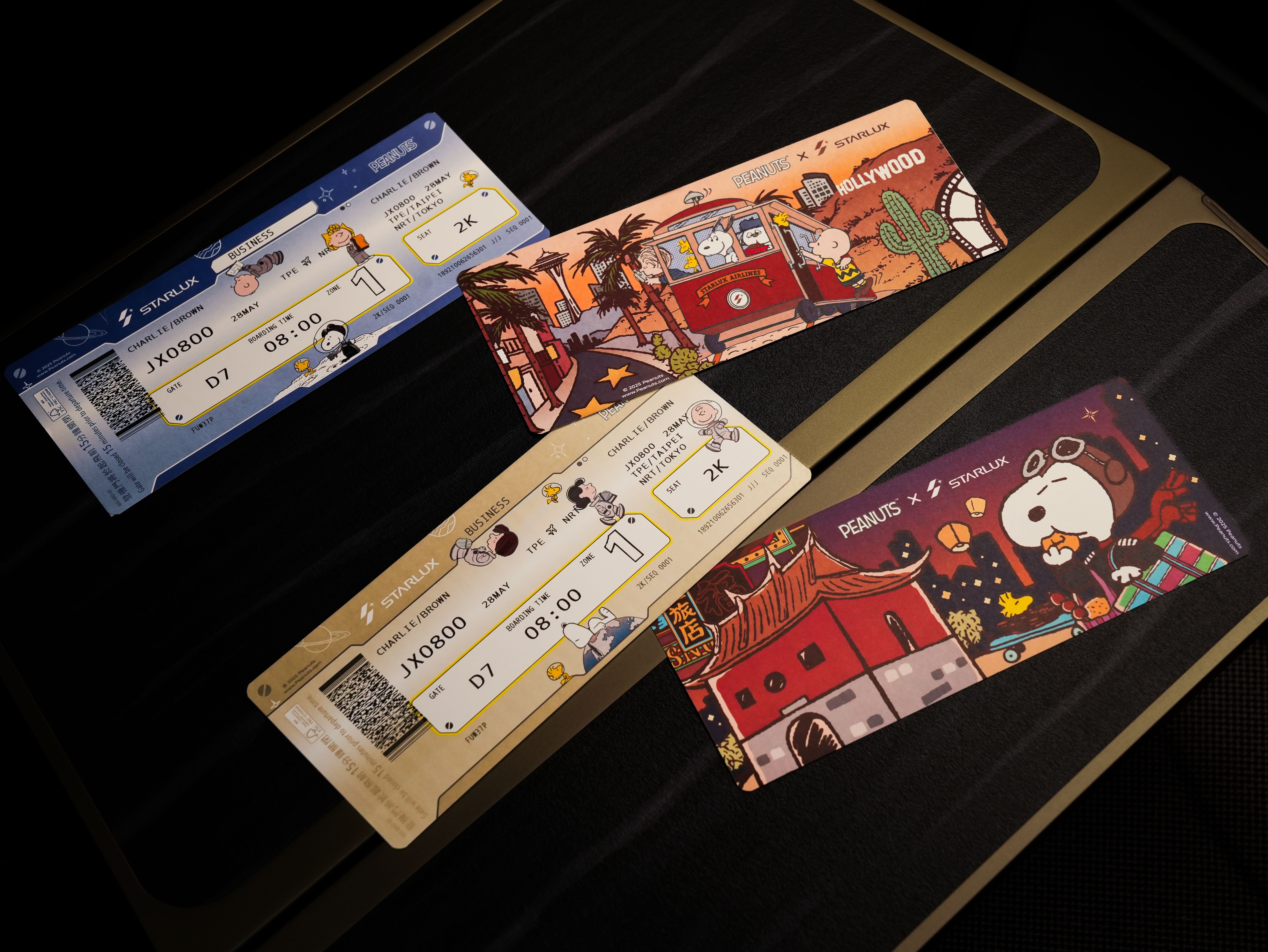 SNOOPY登機證為人氣王，星宇航空貼心提供去回程不同款式，讓旅客開心蒐集。