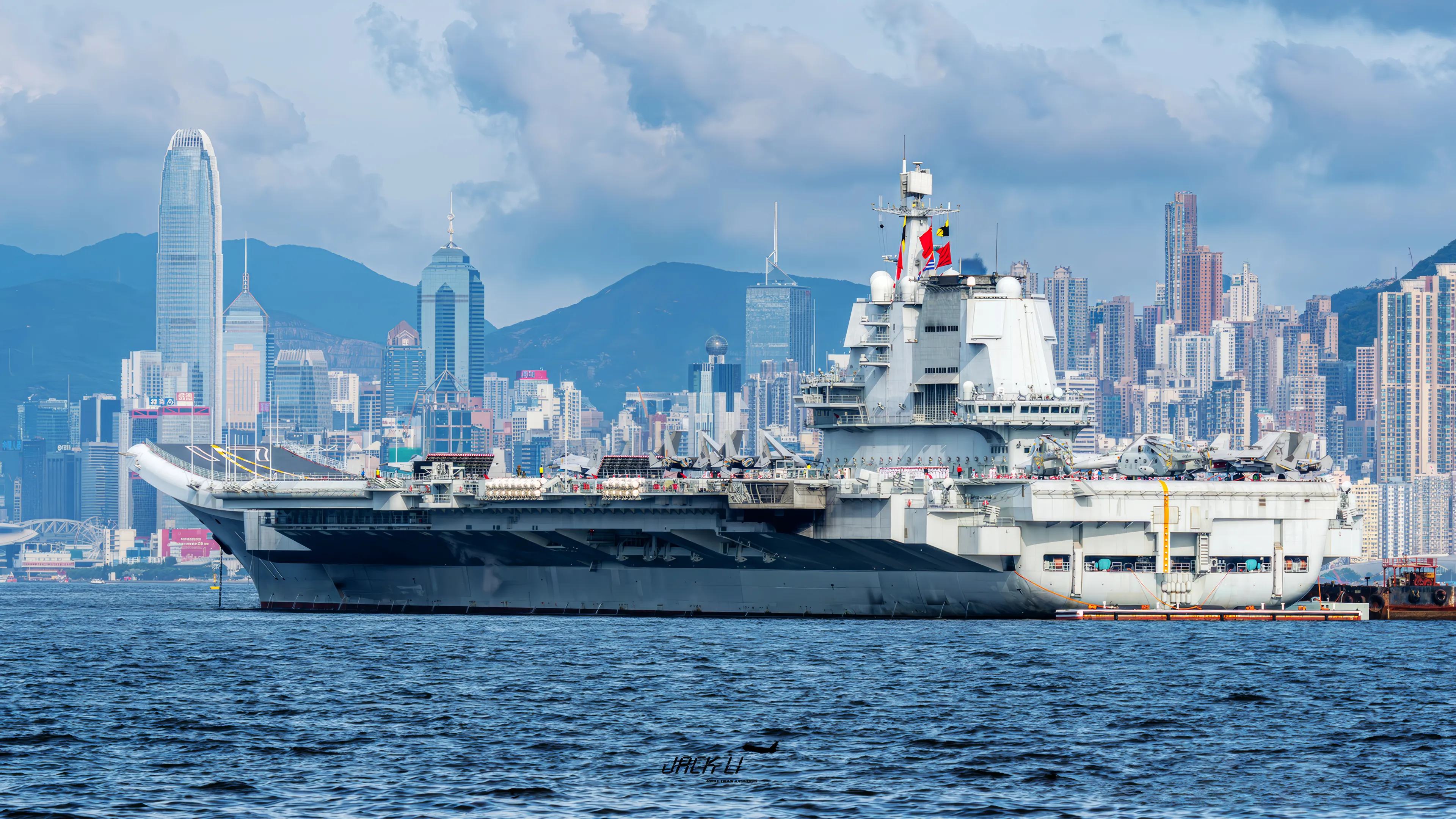 中國大陸國產航母「山東艦」受到國際關注。（圖／翻攝自微博／Aero_Jack_Li）