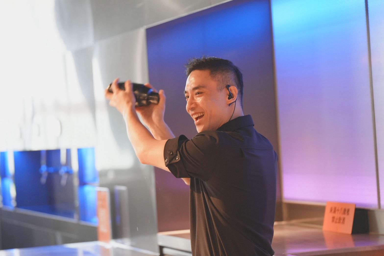 20250724-Urban Paradise的「Oasis」更是品牌精神的延伸，匯聚調酒、精釀與創意飲品體驗。（饗賓集團提供）