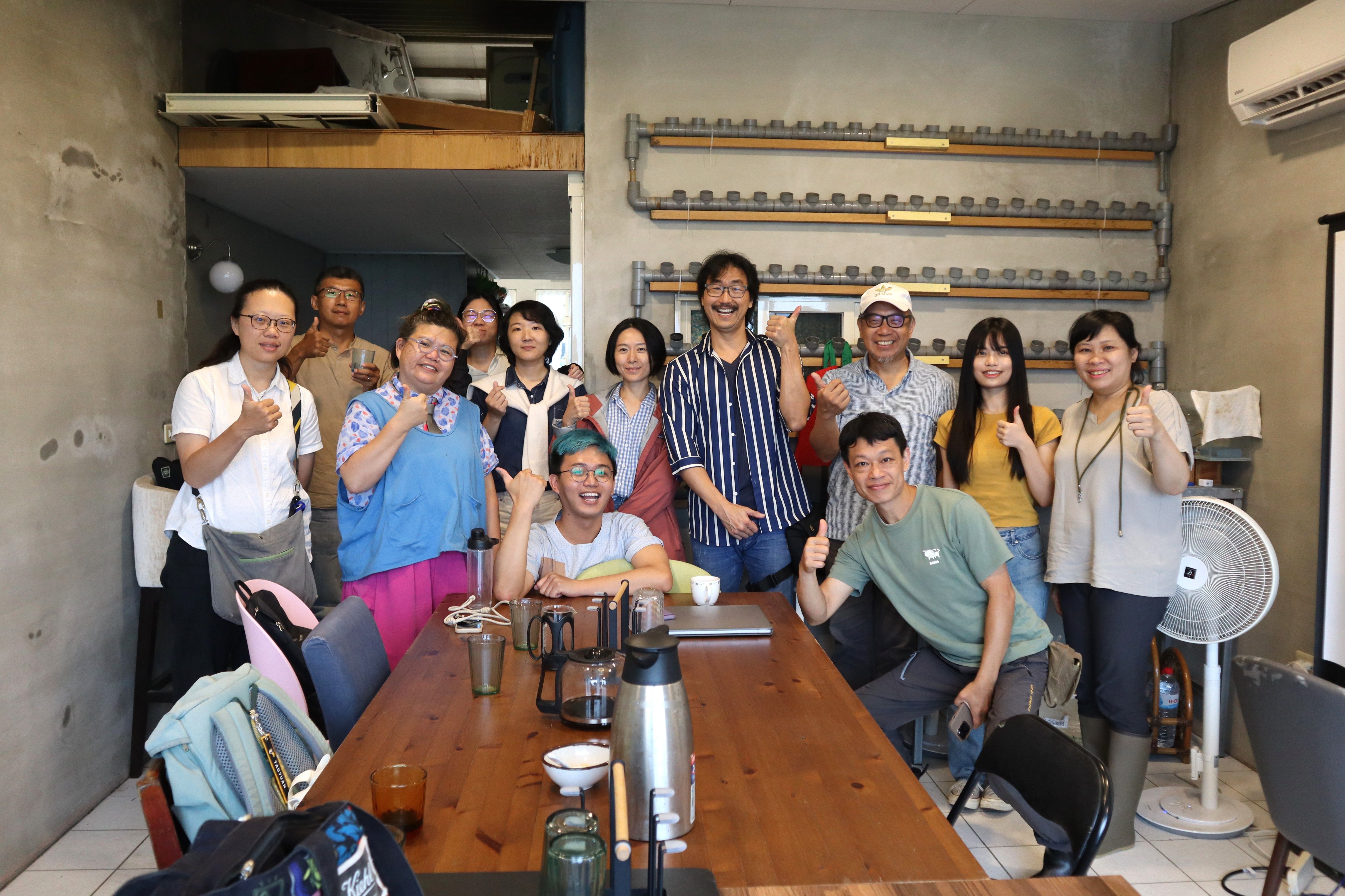 新北藝箱計畫今年推出的「藝箱交流站」將於7月31日、8月7日、8月14日登場，藝術家、文史工作者將輪番分享他們對北海岸的生活觀察與文化想像。(圖/新北市文化局)