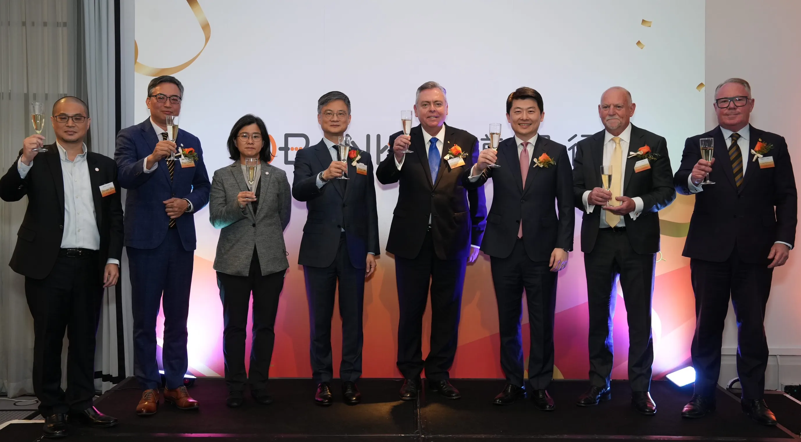 王道銀行今（29）日位於澳洲雪梨的代表人辦事處正式舉辦開幕典禮，象徵王道銀行跨足澳洲金融市場的重要里程碑。