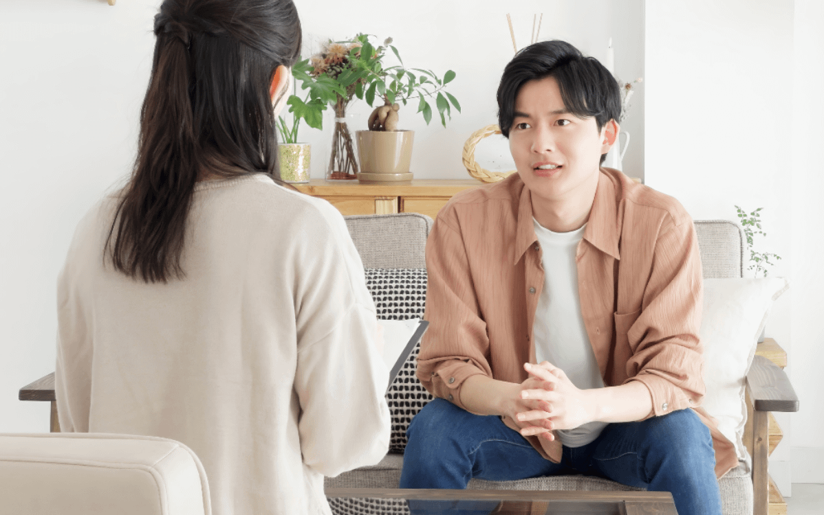 別再獨自面對戀愛難題！DateMeNow 戀愛秘書團隊，如同你的專屬「曖昧創客」，提供專業引導與貼心陪伴，助你找到屬於自己的幸福。（圖片來源：Canva）