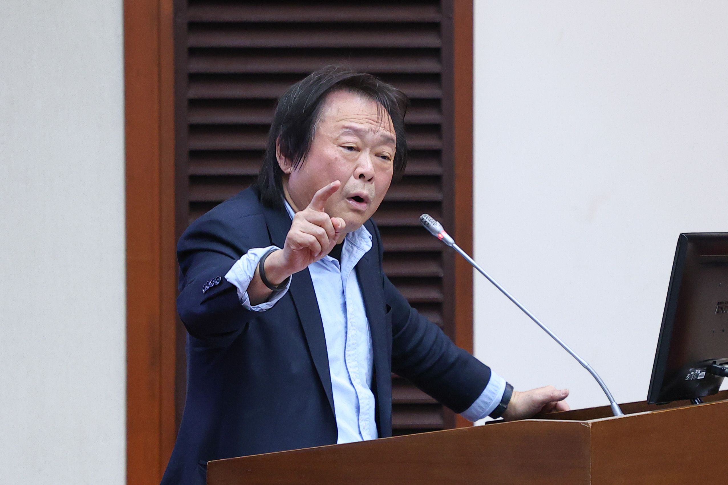 20250731-民進黨立委王世堅31日於財政委員會備詢。（顏麟宇攝）