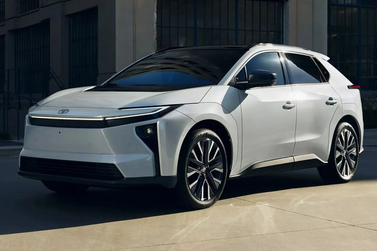 ▲國外全球市場已針對bZ4X推出新命名bZ小改款,台灣導入時程仍是未明。(圖/Toyota)