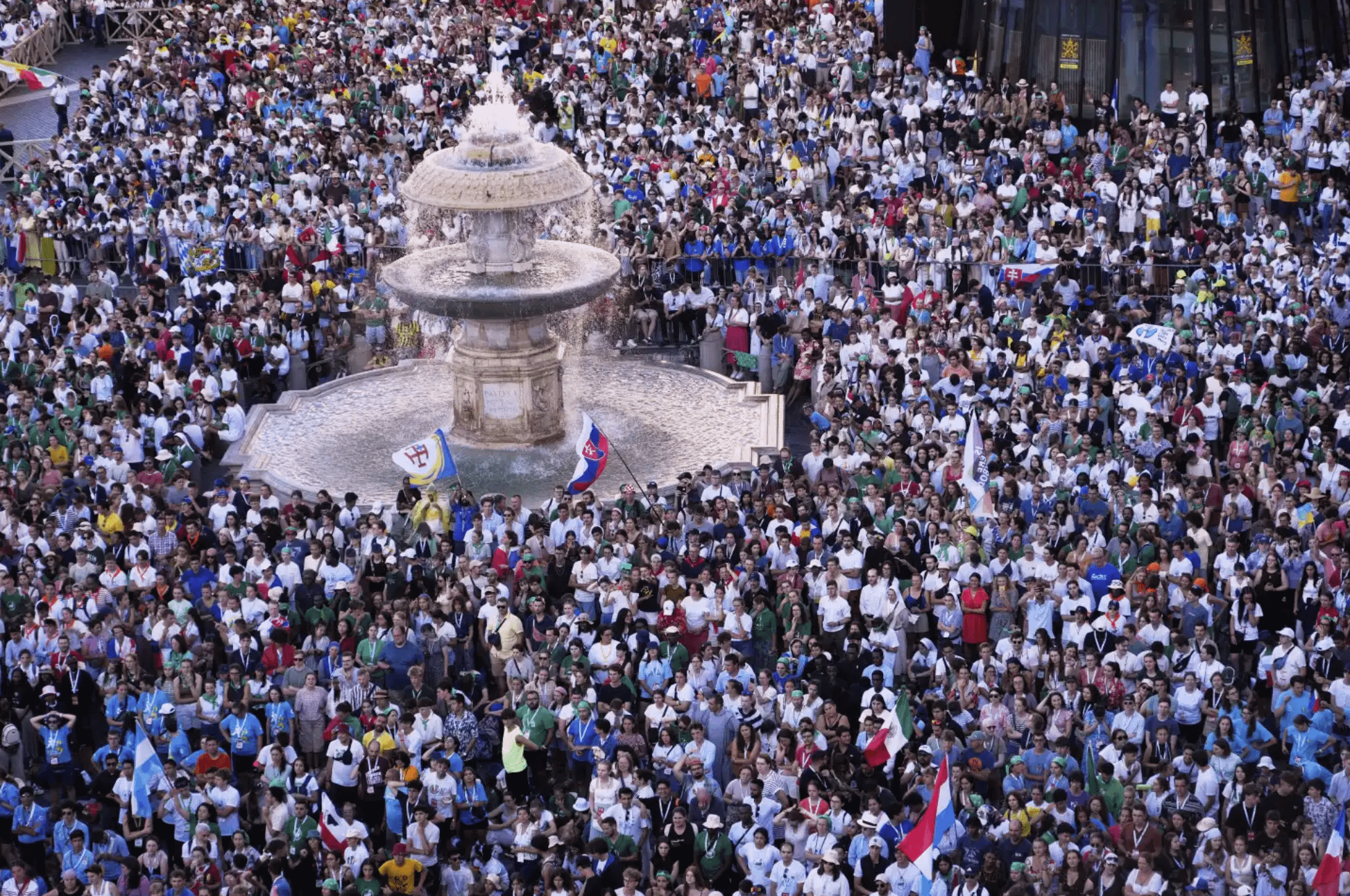 2025年7月29日，在義大利羅馬托爾維爾加塔（Tor Vergata）舉行的「禧年青年日」（Jubilee of Youth）參禮者達一百萬人。（美聯社）