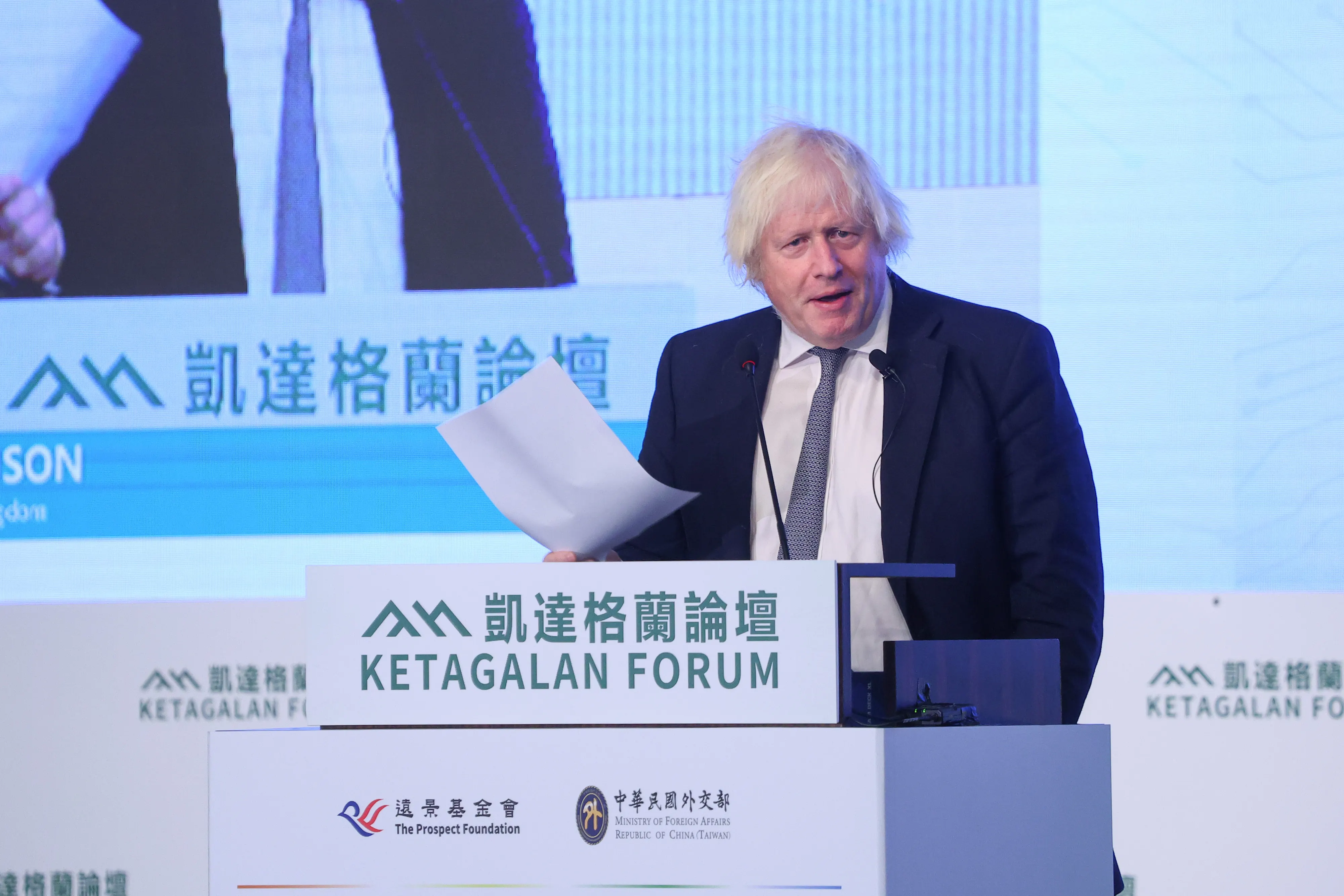 20250805-前英國首相強森（Rt. Hon. Boris JOHNSON）5日出席「凱達格蘭論壇：2025印太安全對話」。（顏麟宇攝）