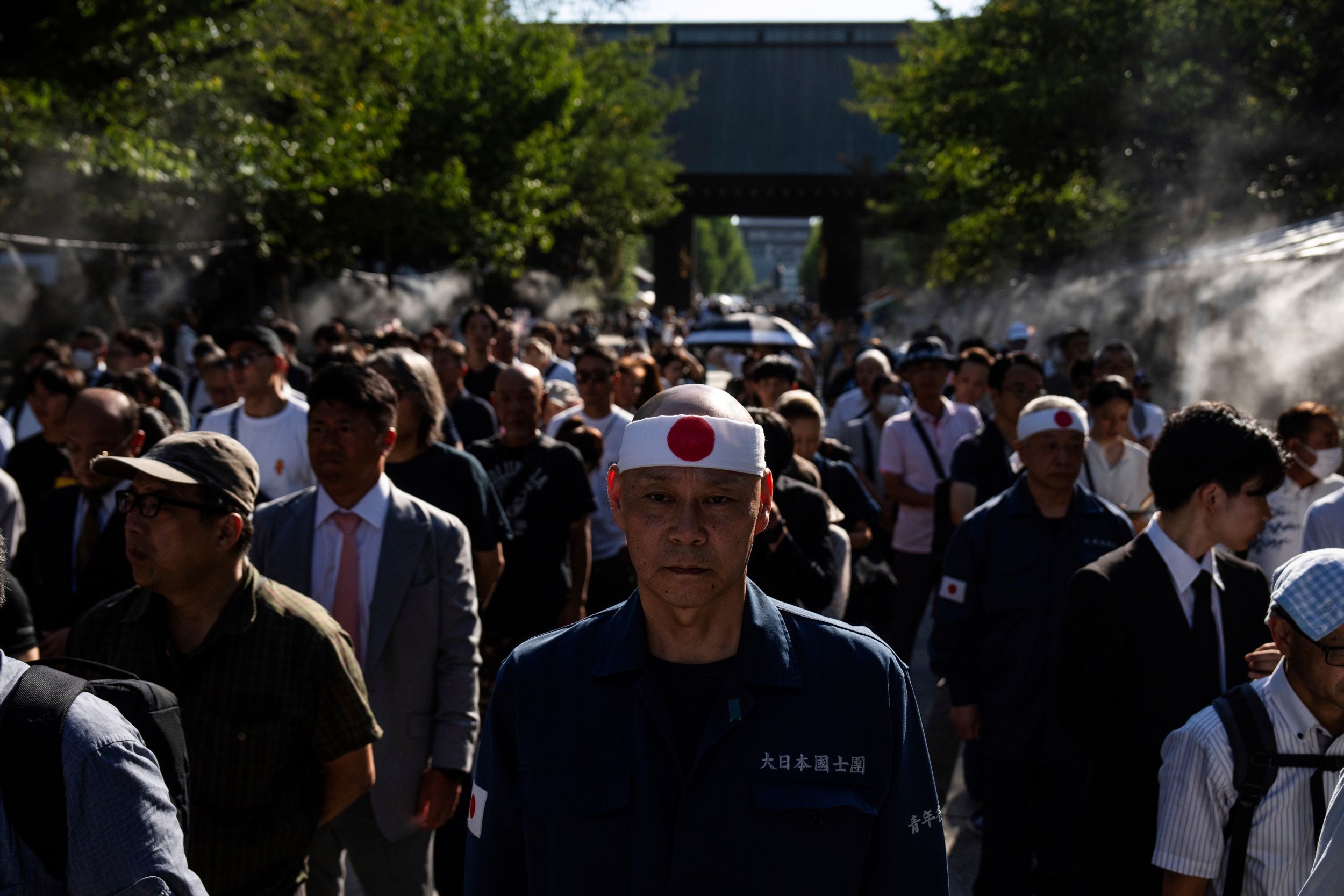 終戦80周年記念日当日、東京靖国神社に再び右翼団体が参拝。（美聯社）