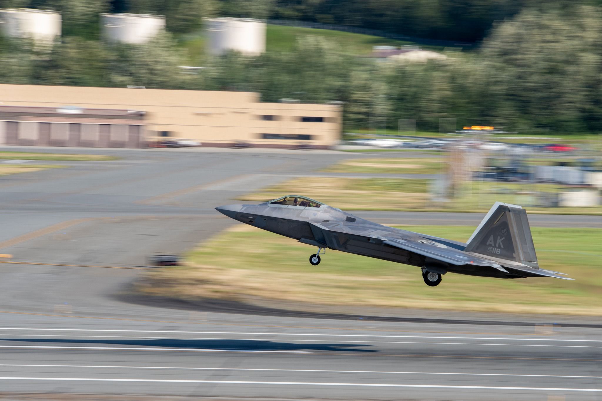 美軍安克拉治的艾爾蒙多夫-理查森聯合基地（Joint Base Elmendorf-Richardson），將成為川普和普京會面的場地。（翻攝自美國空軍）