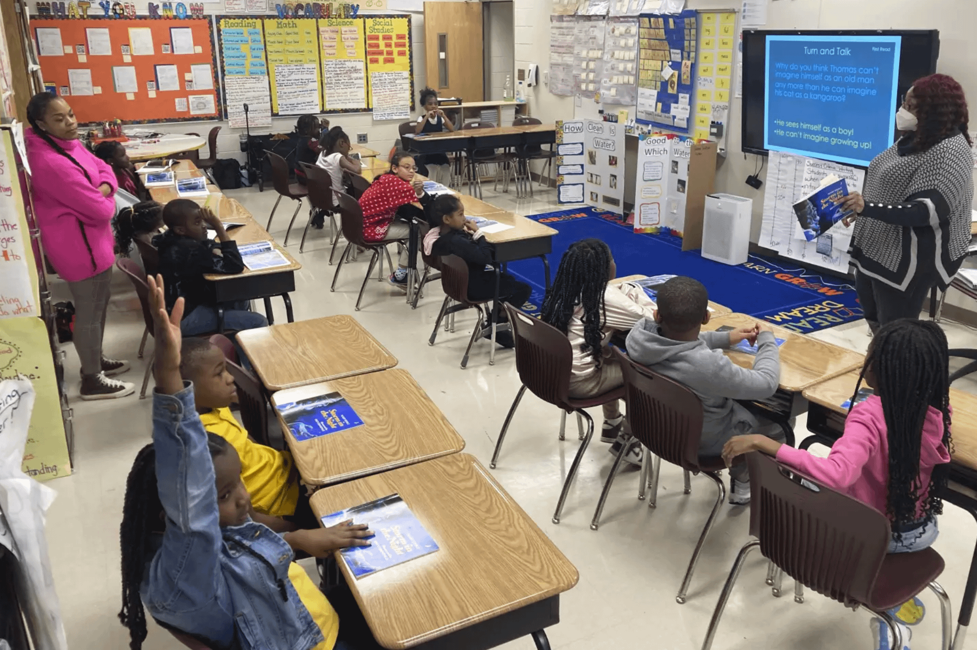 一所小學的教學現場。（美聯社）
