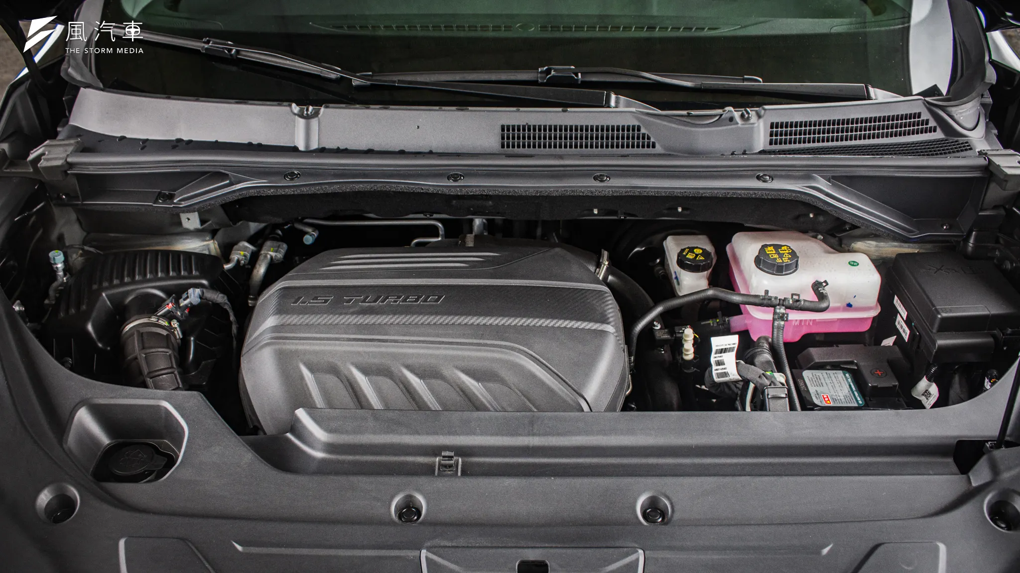 MG G50 Plus 搭載1.5L的四缸渦輪引擎，能夠發揮180ps的最高馬力。