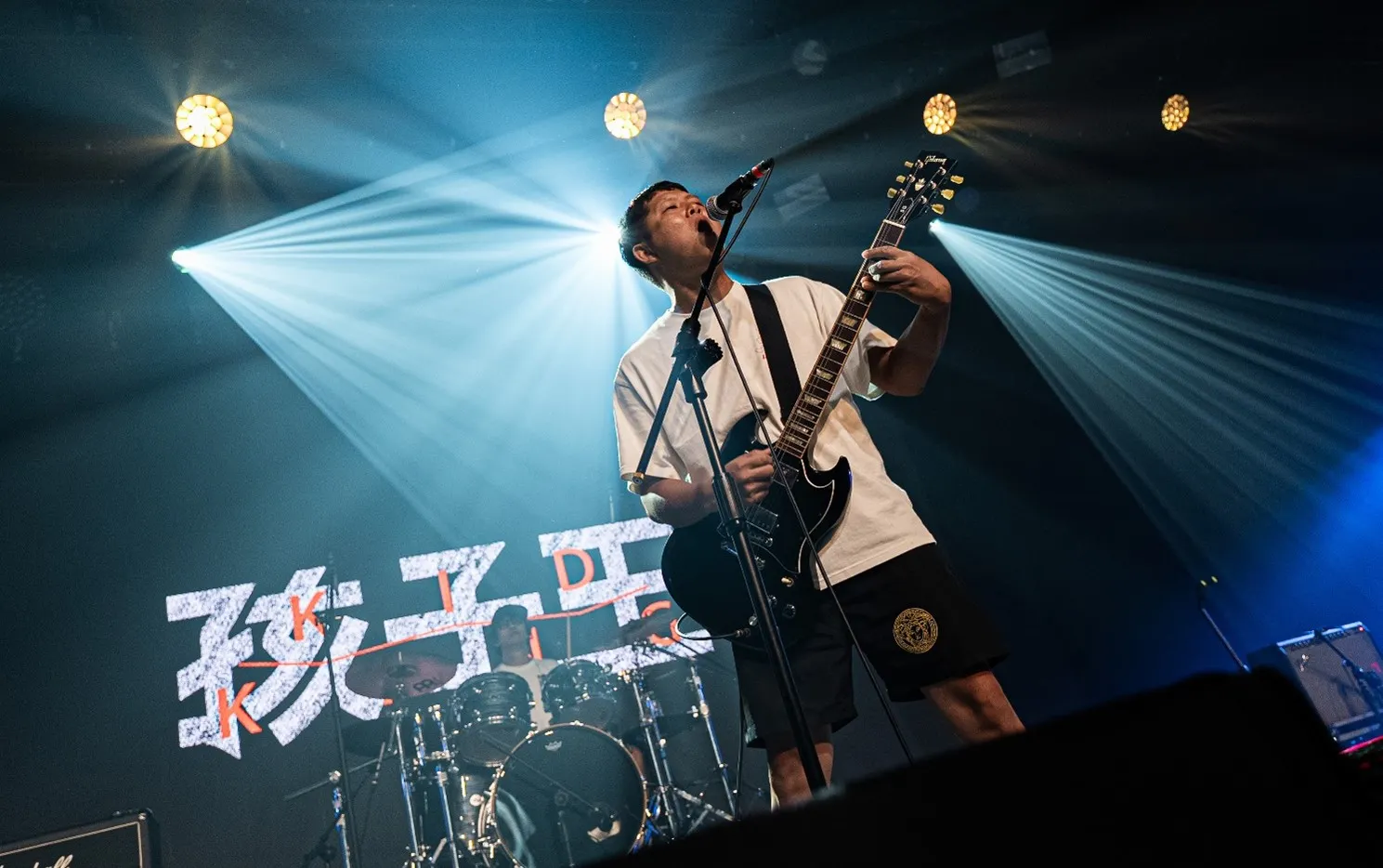 高雄在地樂團「孩子王」帶來率性的全台語搖滾。（圖／高雄市政府青年局提供）