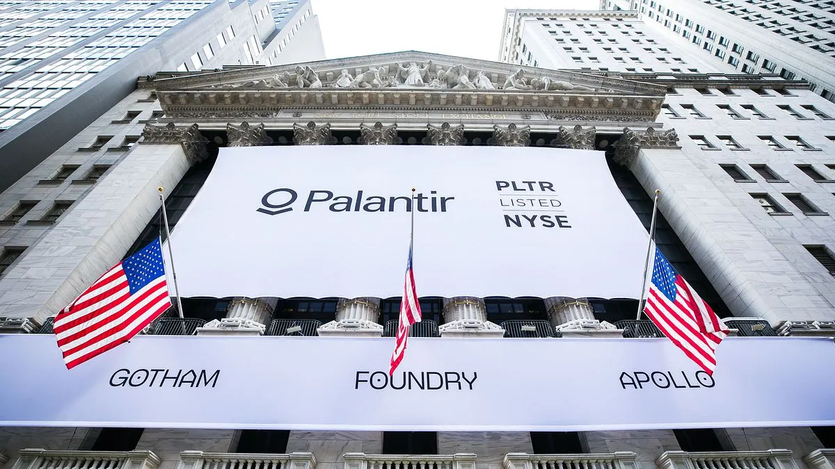 地緣政治風險升溫，全球防衛題材持續受惠。（圖／翻攝自X／@PalantirTech）