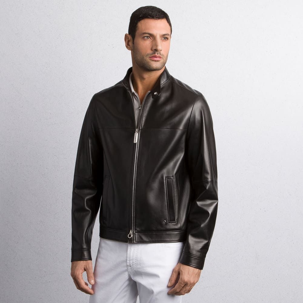 STEFANO RICCI小羊皮布勞森外套，推薦價391,000元。(圖/麗晶精品提供)