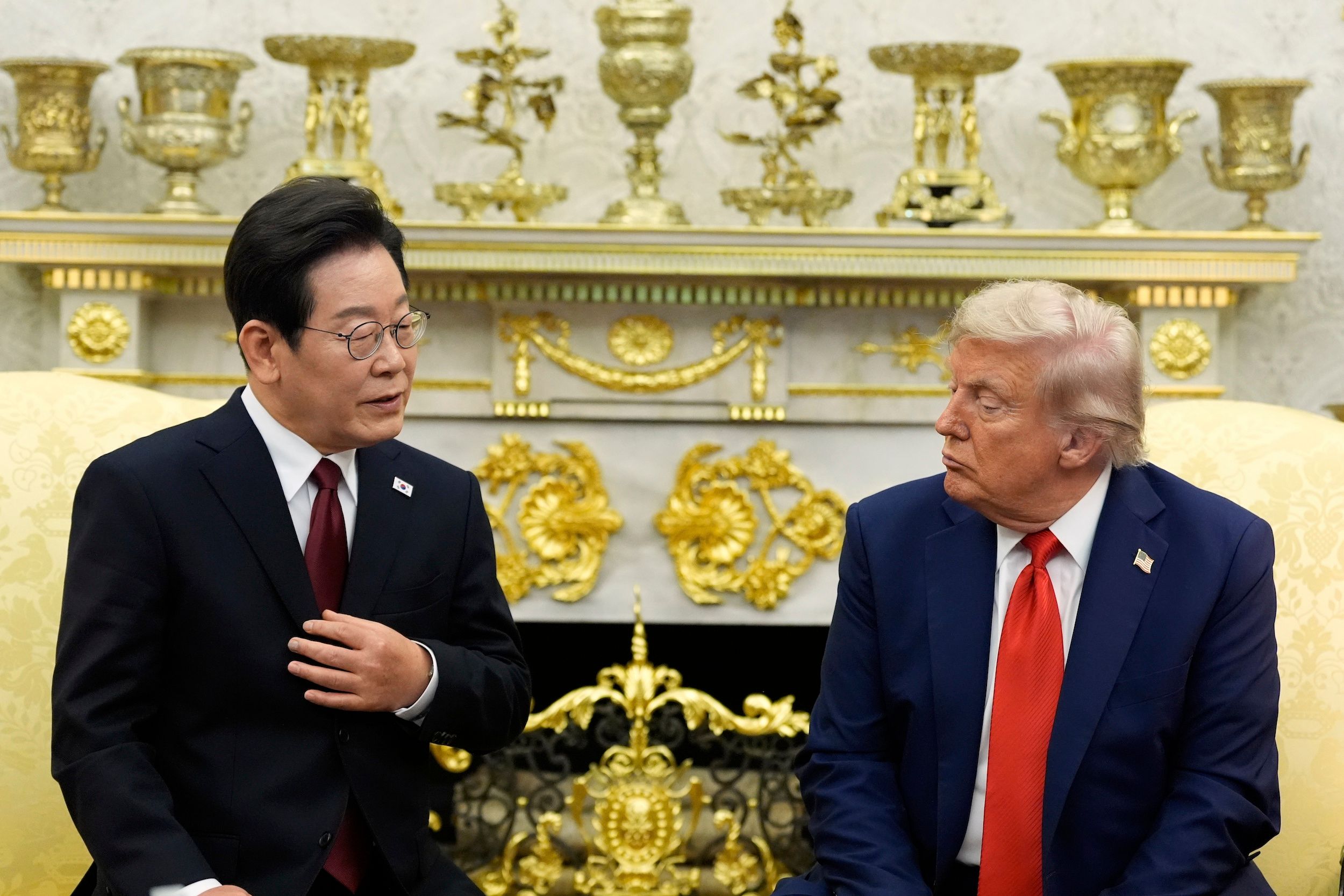 2025年8月25日、美国大統領トランプと韓国大統領李在明がホワイトハウスで会談。（AP）