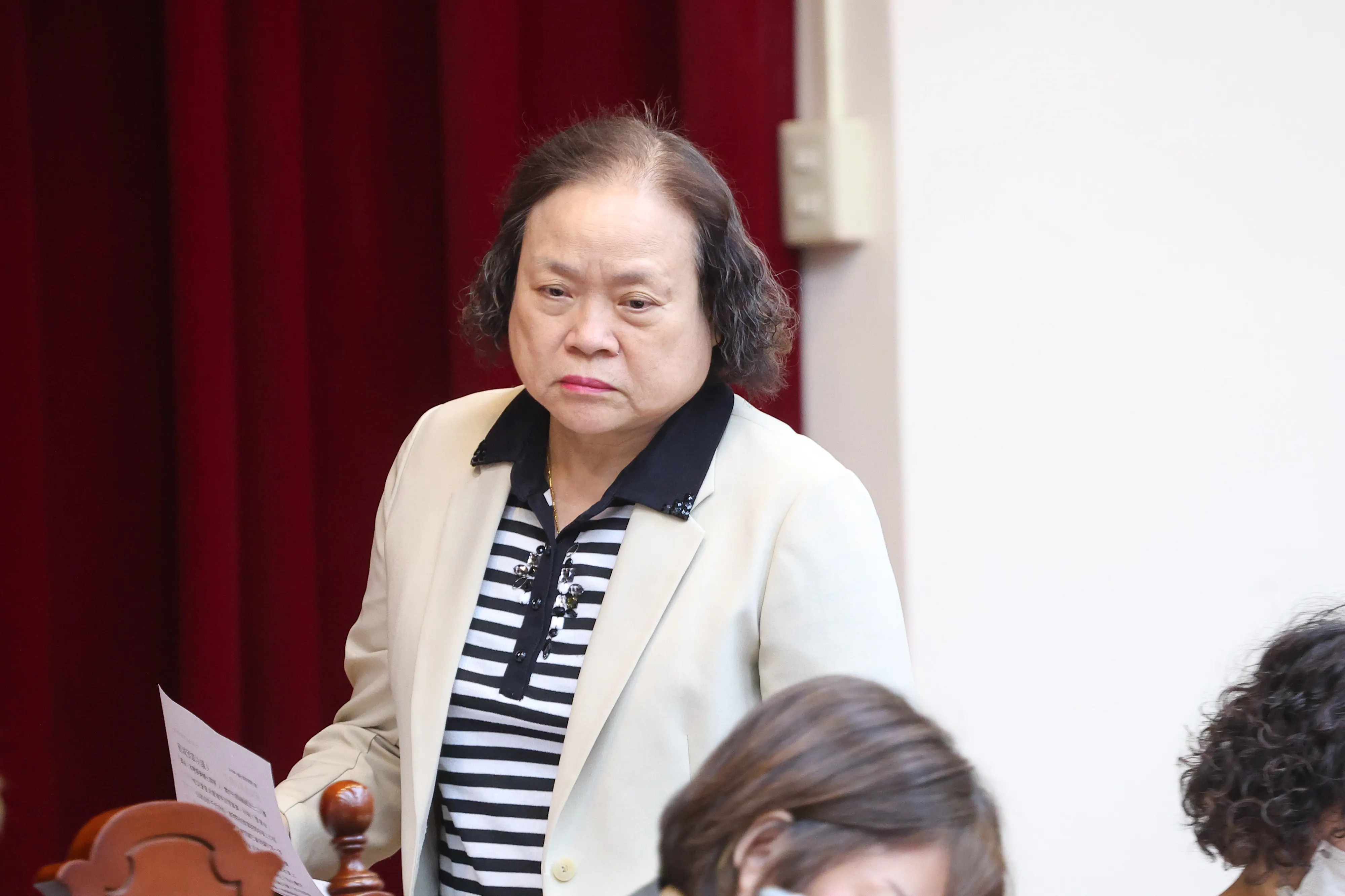 20250827-主計長陳淑姿27日出席財政委員会。（顏麟宇撮）