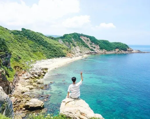 北海岸観光スポットおすすめ：神秘海岸。（写真／Instagram@qiuungより）