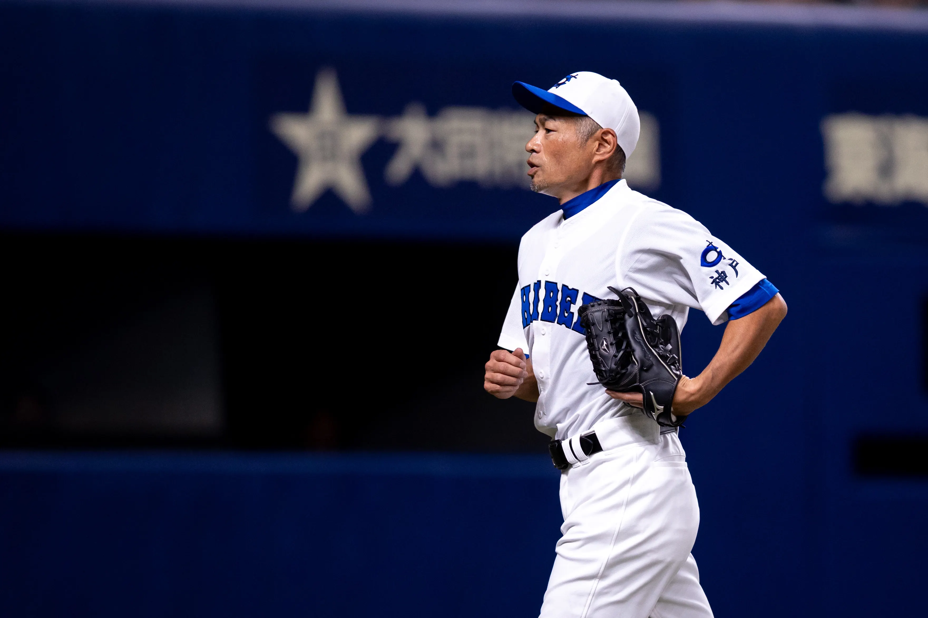 イチロー氏、松井秀喜氏、松井稼頭央氏、松坂大輔氏が「SATO presents 高校野球女子選抜 VS イチロー選抜 KOBE CHIBEN」に参加。（丁勤紜）
