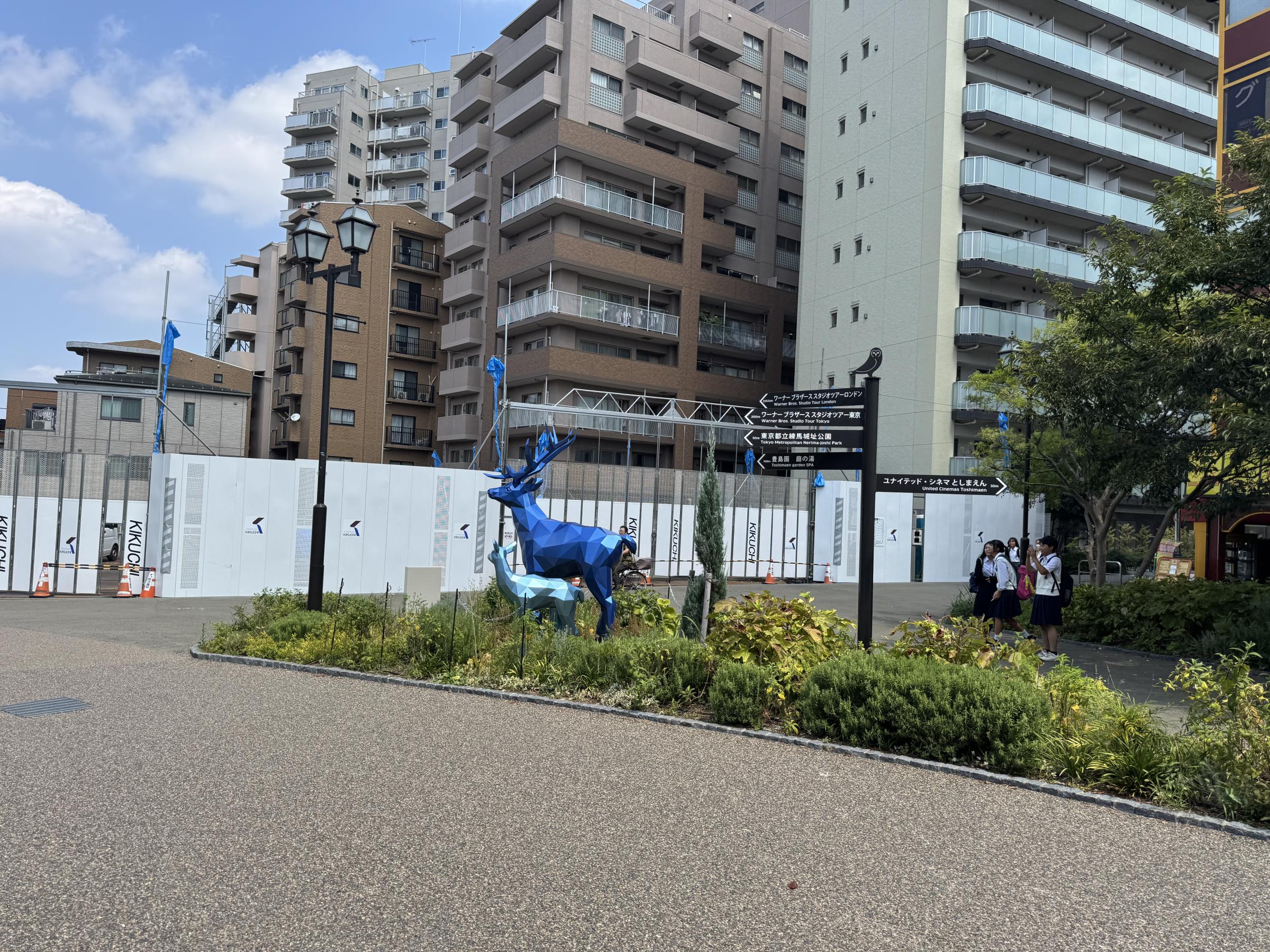 ワーナーブラザース スタジオツアー東京は9月1日、西武鉄道と連携し池袋駅で「バック・トゥ・ホグワーツ」特別イベントを開催し、記念ラッピングトレインの運行を開始した。黃信維‘