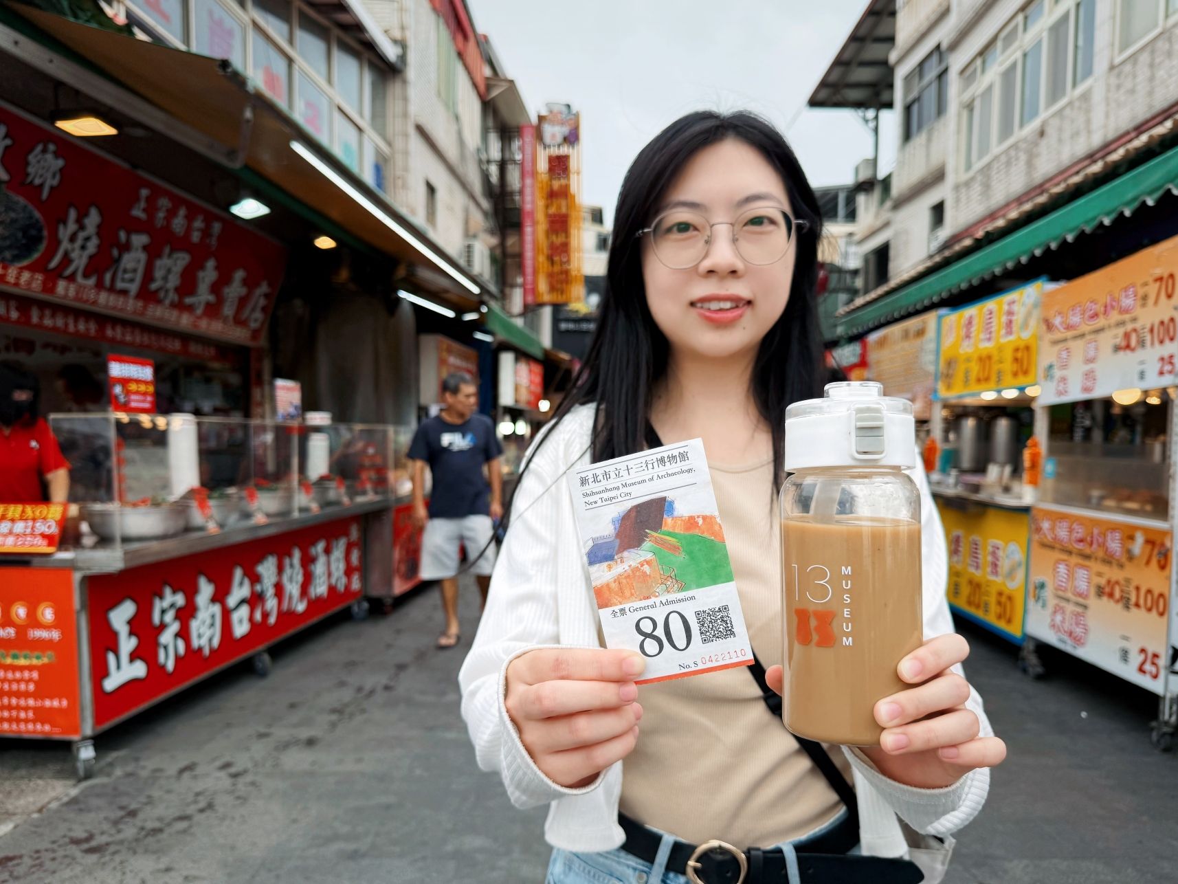 「八里巴巴環保活動」結合商圈永續購物推廣，消費滿額並參與相關環保活動即可參加抽獎。 (圖/新北市立十三行博物館)