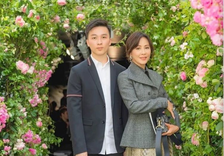 劉嘉玲(右)與侄子(圖/翻攝自劉嘉玲IG)