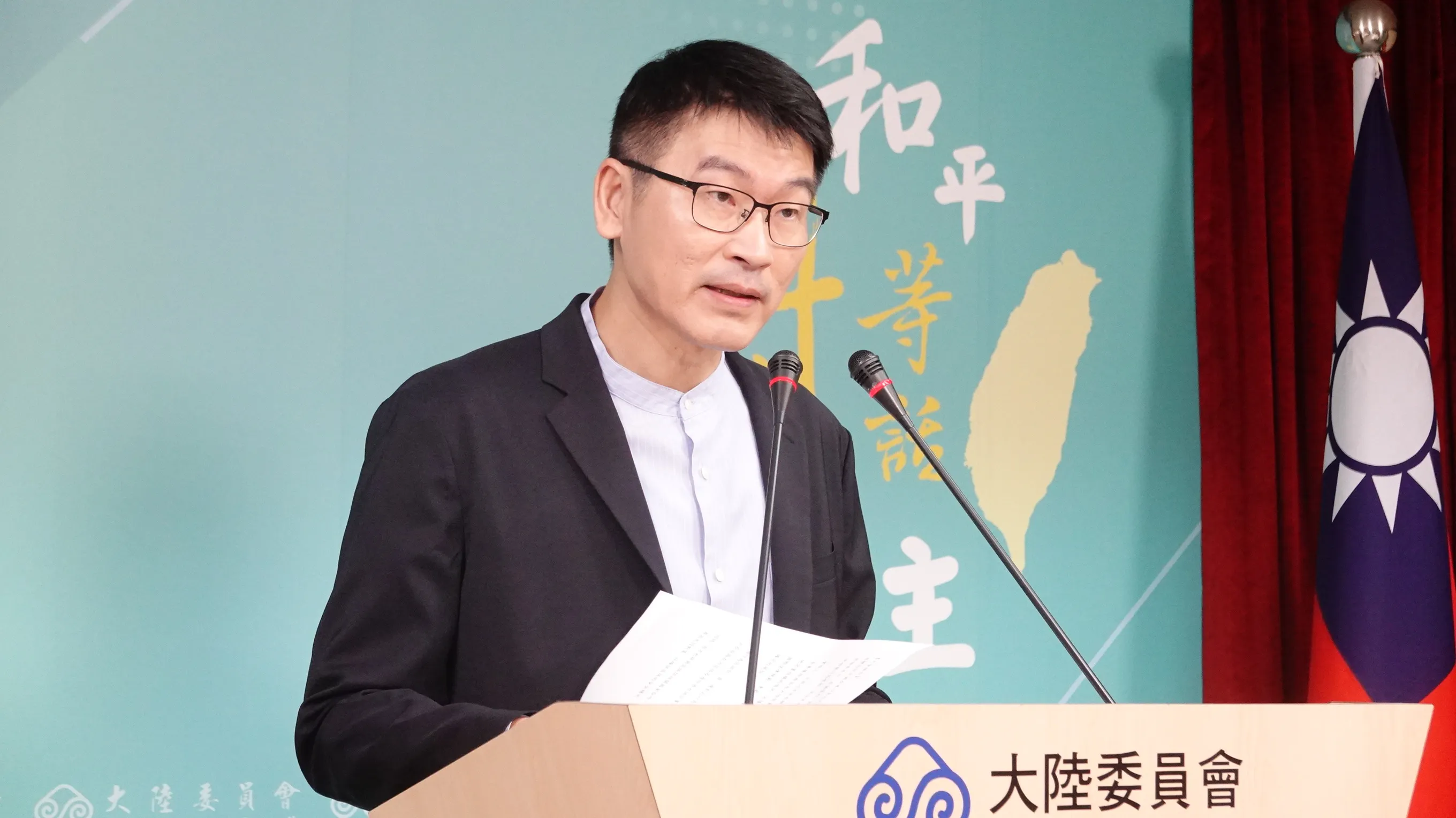 陸委會副主委梁文傑9月4日舉行例行記者會。（楊騰凱攝）