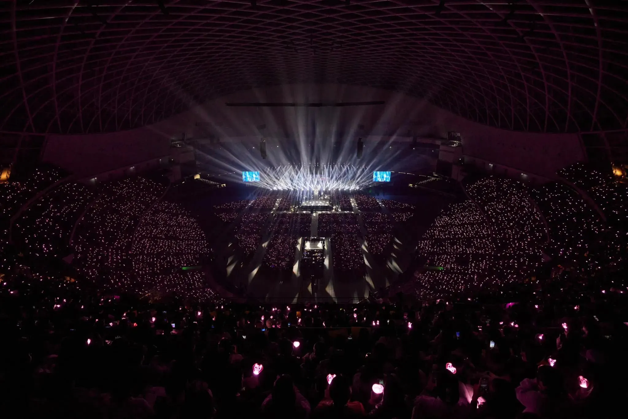 大巨蛋。（圖／翻攝自SMTOWN臉書）