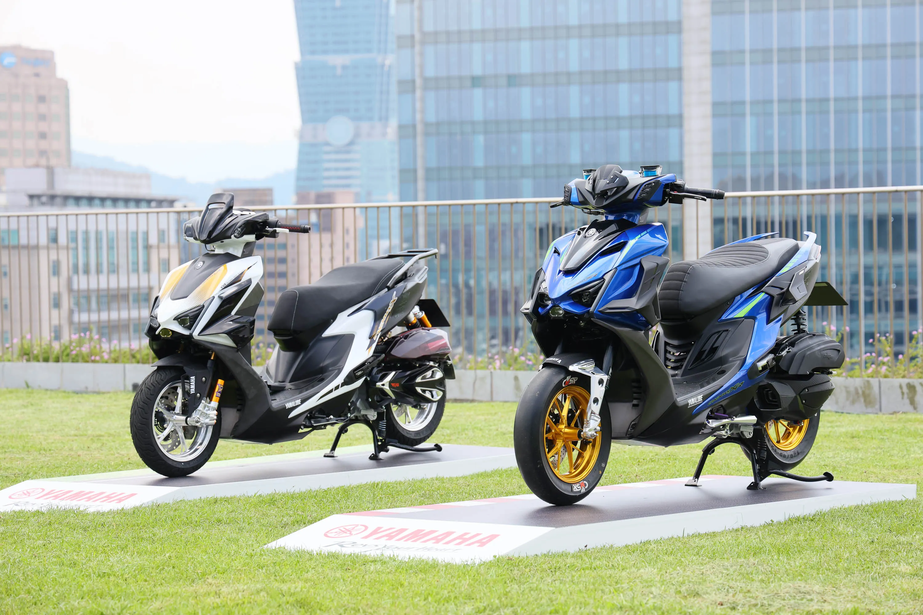 全新的勁戰七代Cygnus XR、Cygnus X終於現身。