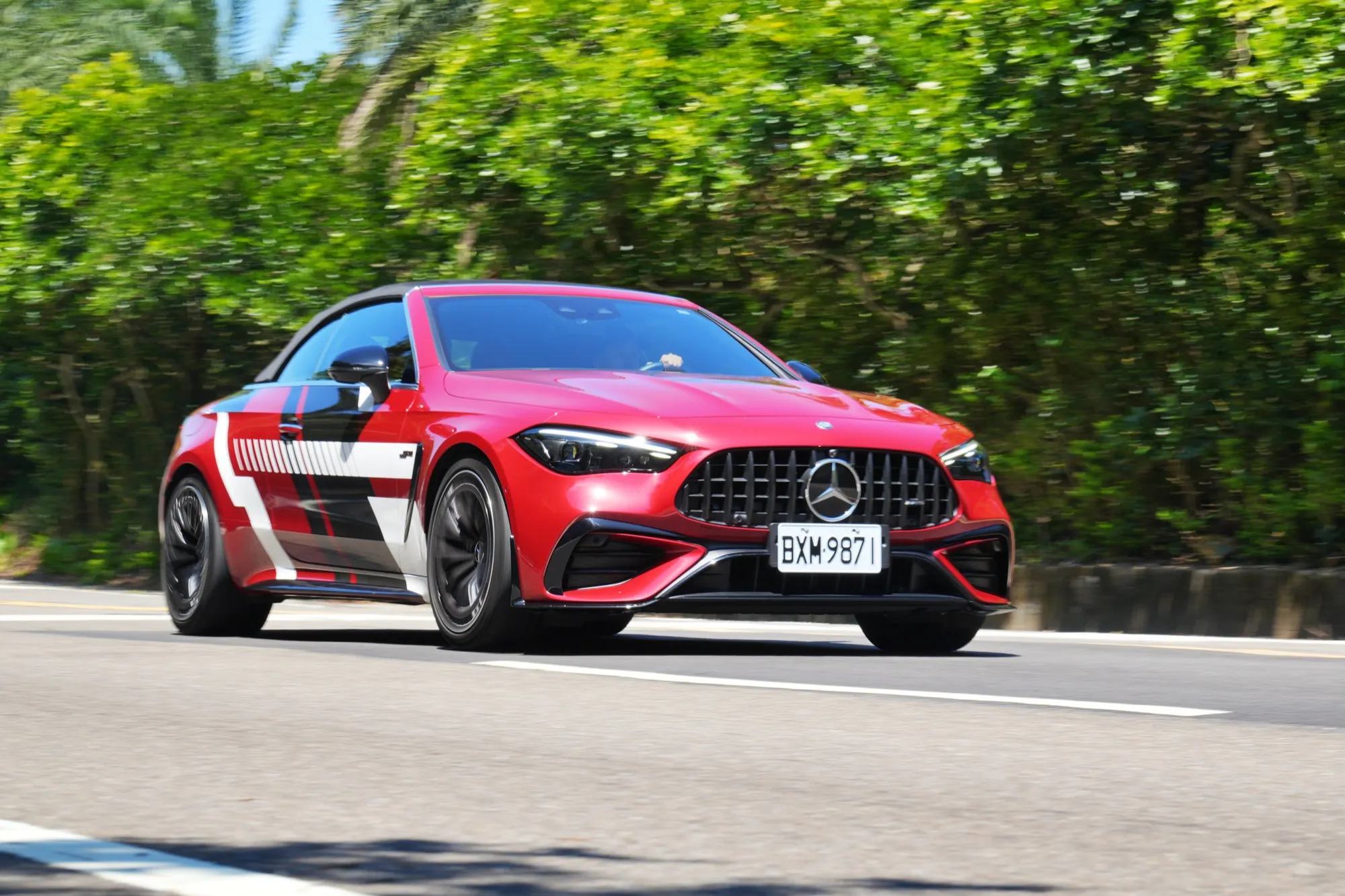 CLE 53 Cabriolet真正賣的，是一段情緒、一種生活方式。（劉芯衣攝）