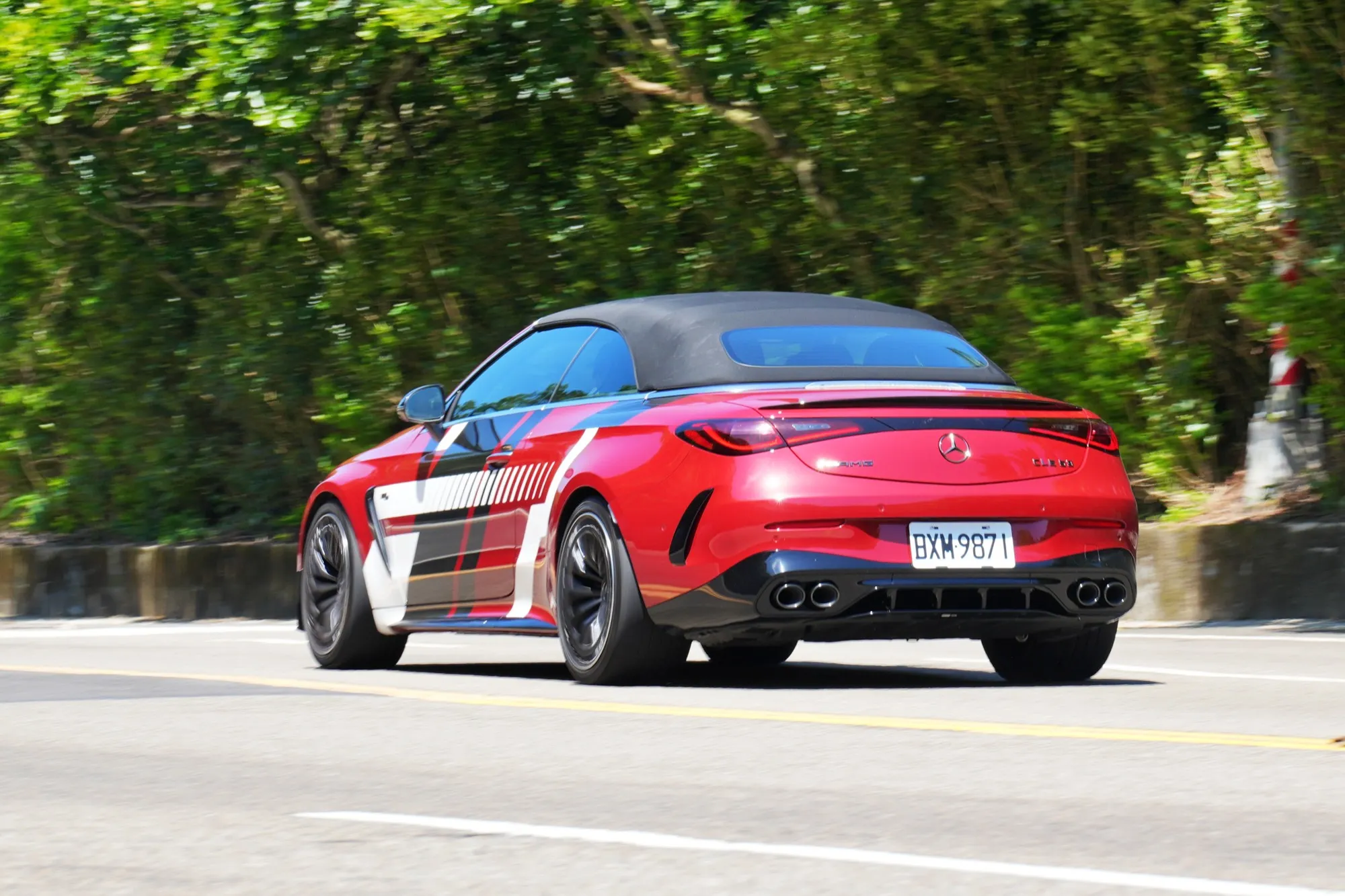 CLE 53 Cabriolet真正賣的，是一段情緒、一種生活方式。（劉芯衣攝）