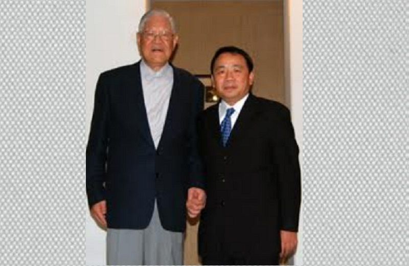 石平與李登輝見面（翻攝自月刊《WiLL》2008 年 12 月號∕作者提供）