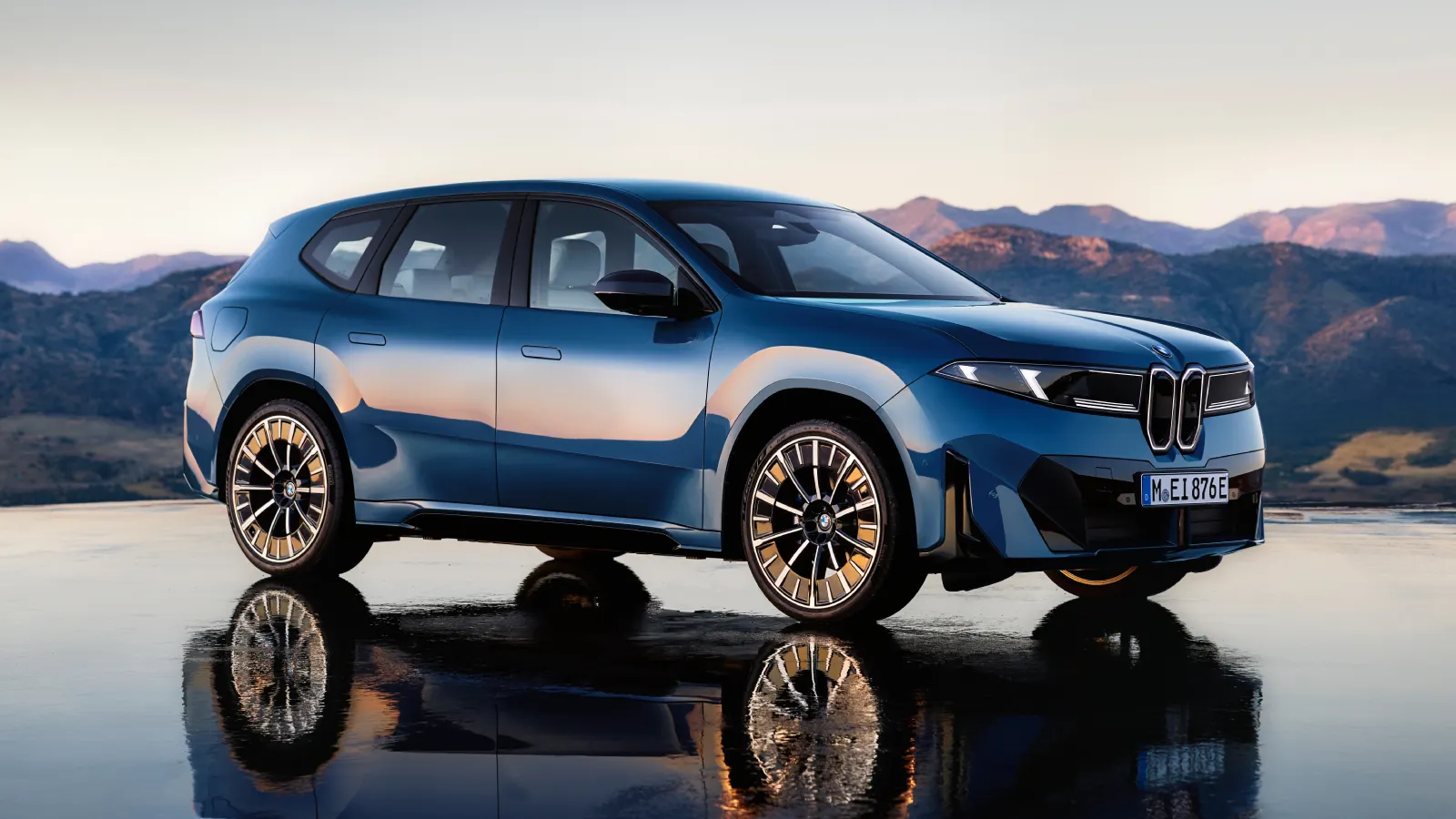 BMW iX3車身尺碼4,782×1,895×1,635mm，軸距2,897mm。（BMW提供）