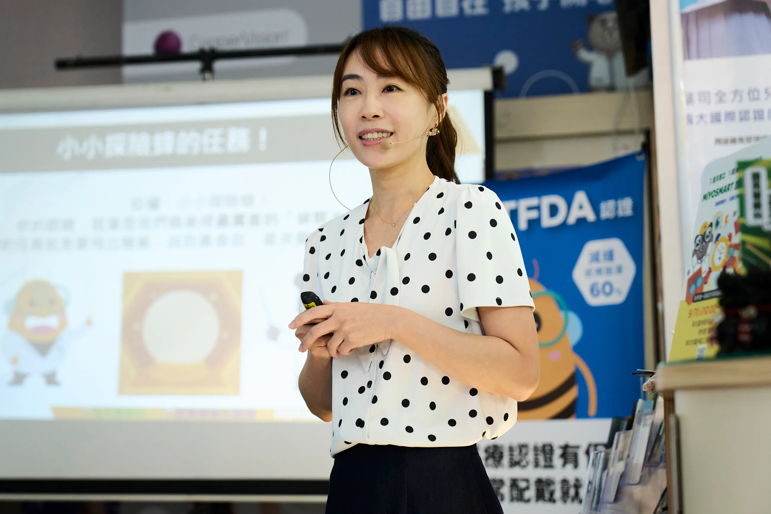 蘆洲諾貝爾眼科院長李怡萱醫師以深入淺出的方式分享HOYA的鏡片原理，讓家長與孩子在日常生活中養成正確用眼習慣。.jpg。（圖／HOYA豪雅光學）