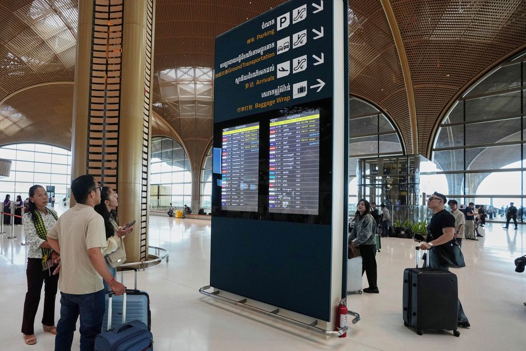 柬埔寨9/9啟用新落成的德崇機場，這是一座耗資20億美元的航空基地。（美聯社）