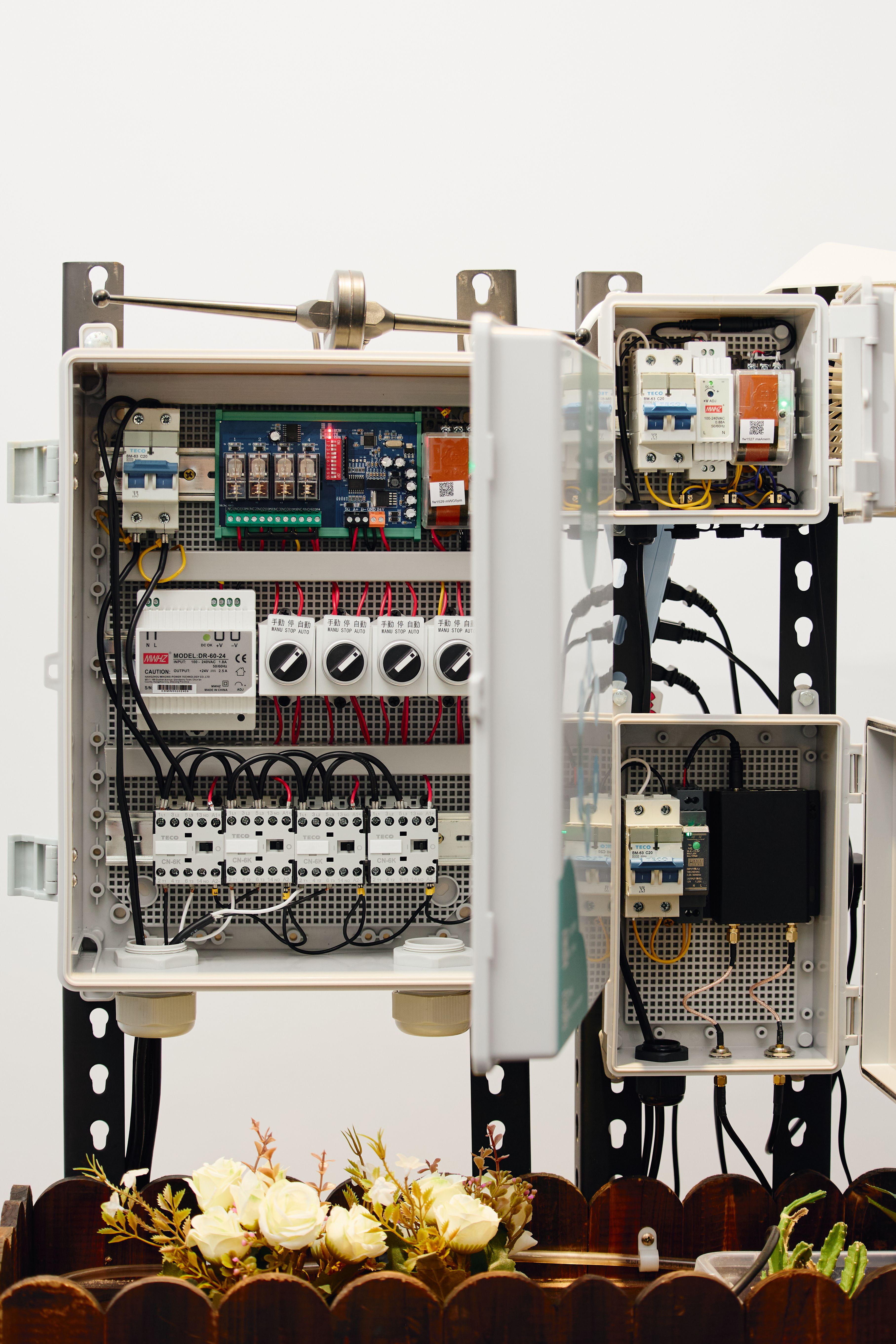 智食良果團隊開發的智慧農業系統。（黃翊軒攝）