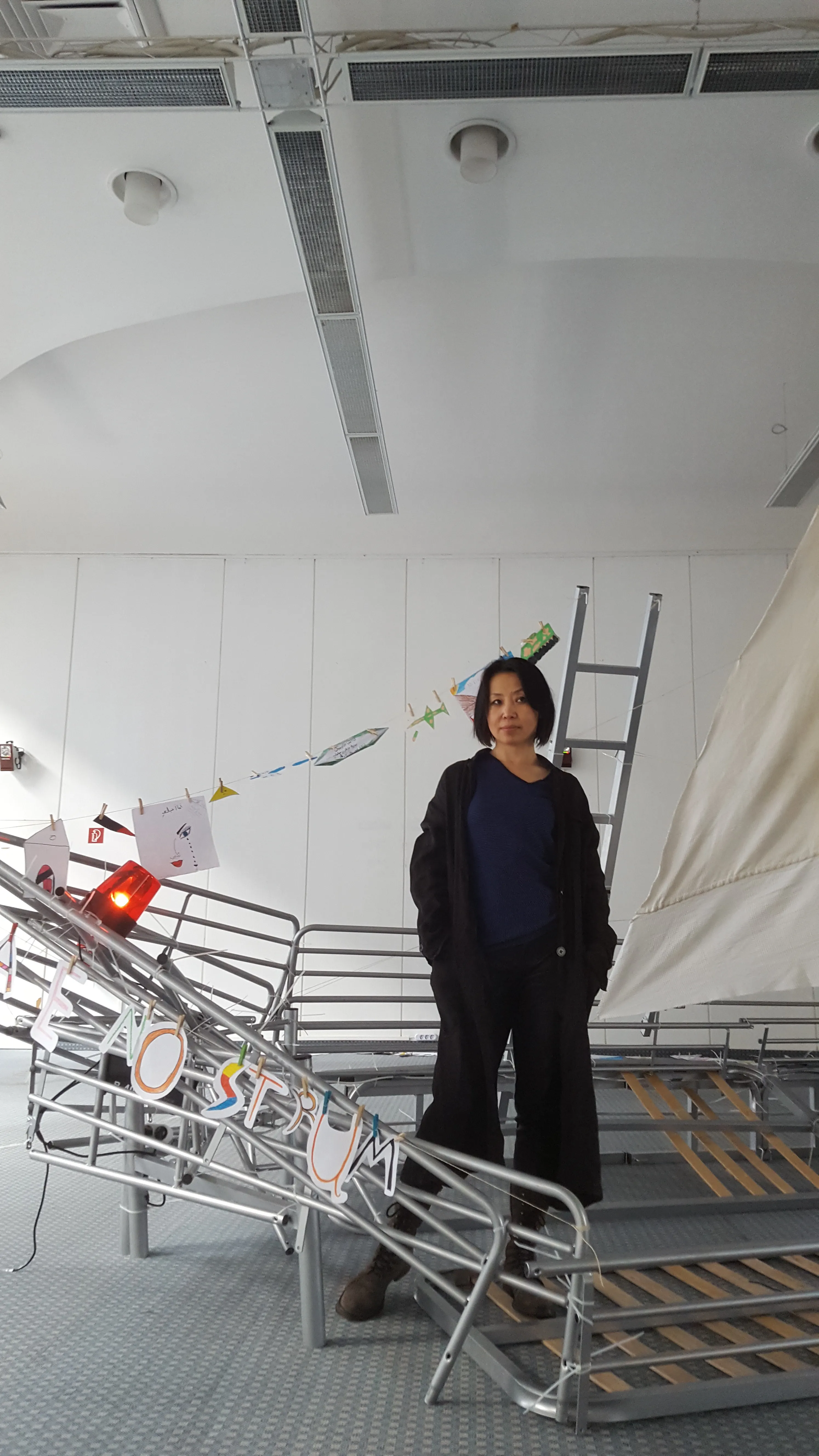 中國旅德劇作家曹克非，曾為敘利亞難民製作戲劇工作坊，並搭建裝置作品。（曹克非提供）