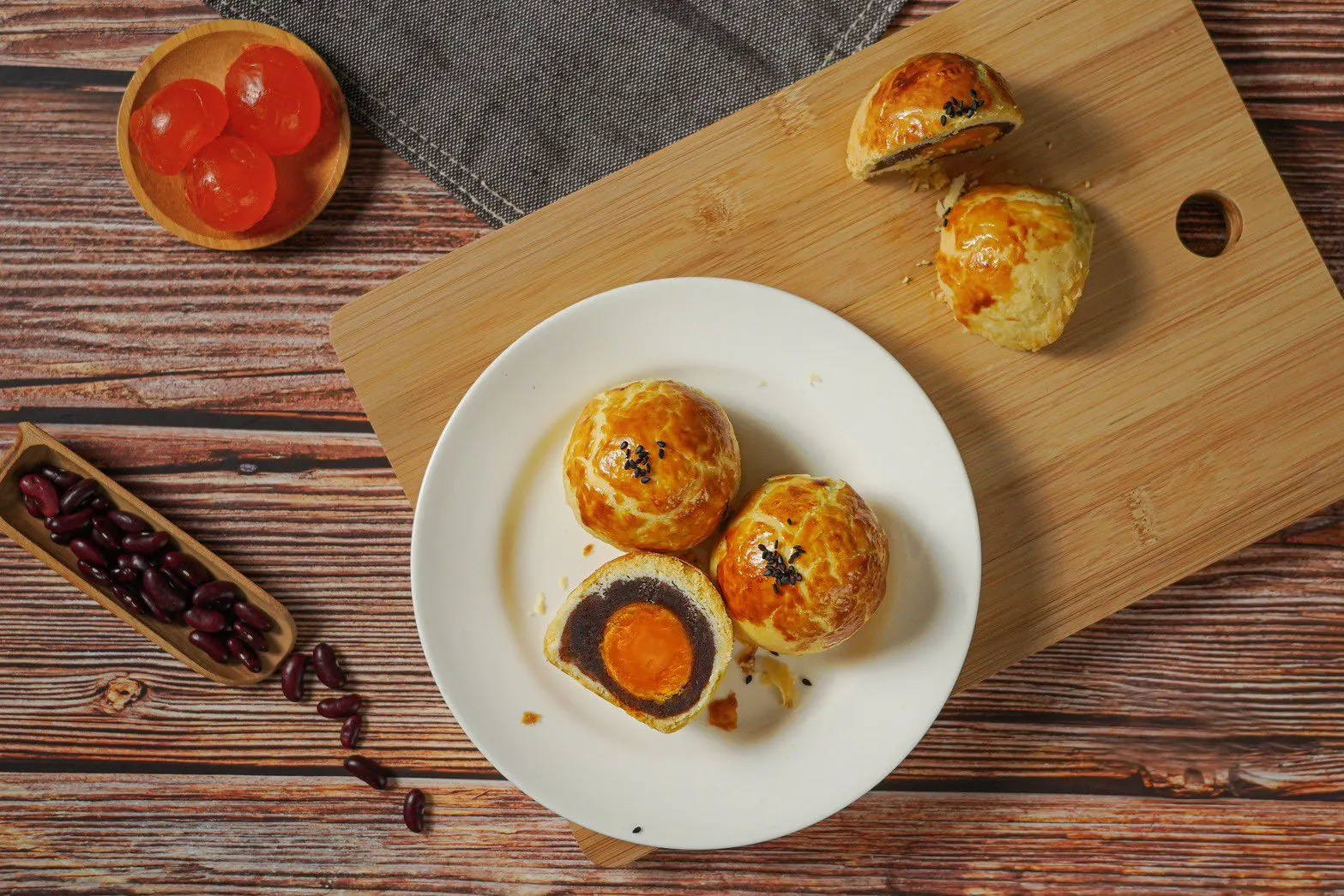 金葡萄蛋黃酥。（圖／取自金葡萄蛋黃酥臉書專頁）