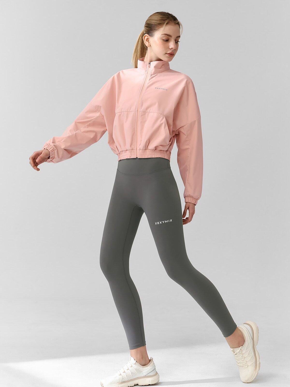 XEXYMIX瑜珈服。（圖／取自XEXYMIX臉書）