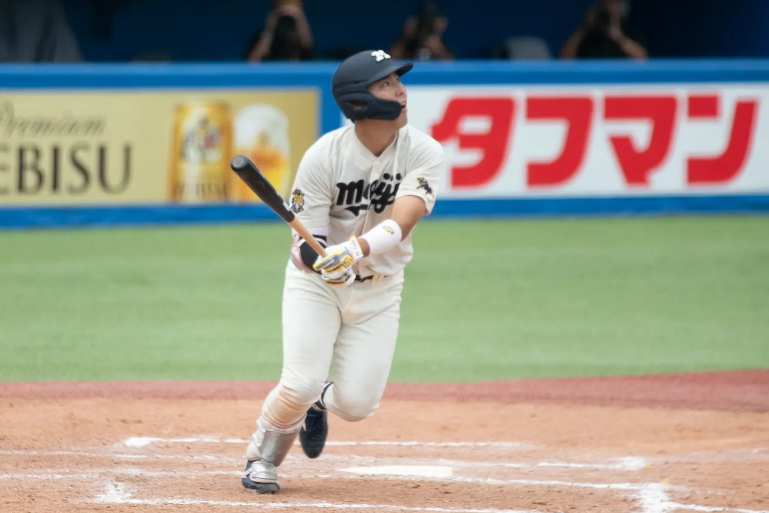 中盤にソロ本塁打を放ち、着実にリードを広げた宮田知彌外野手。攻撃のリズムをつくる一打となった。許甄玲