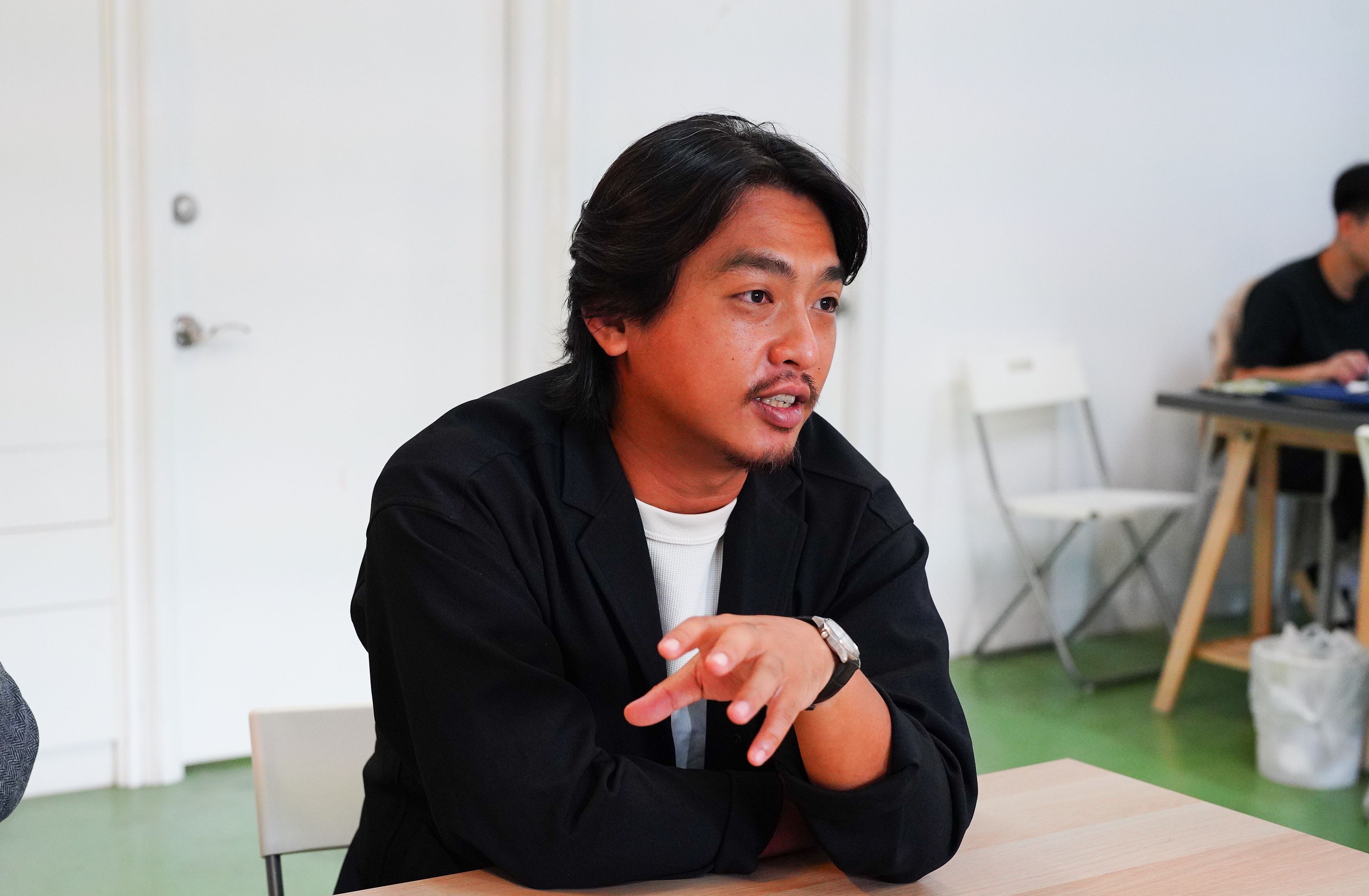 攝影師林建呈是耍廢工廠共同創辦人。（胡家嫻攝）